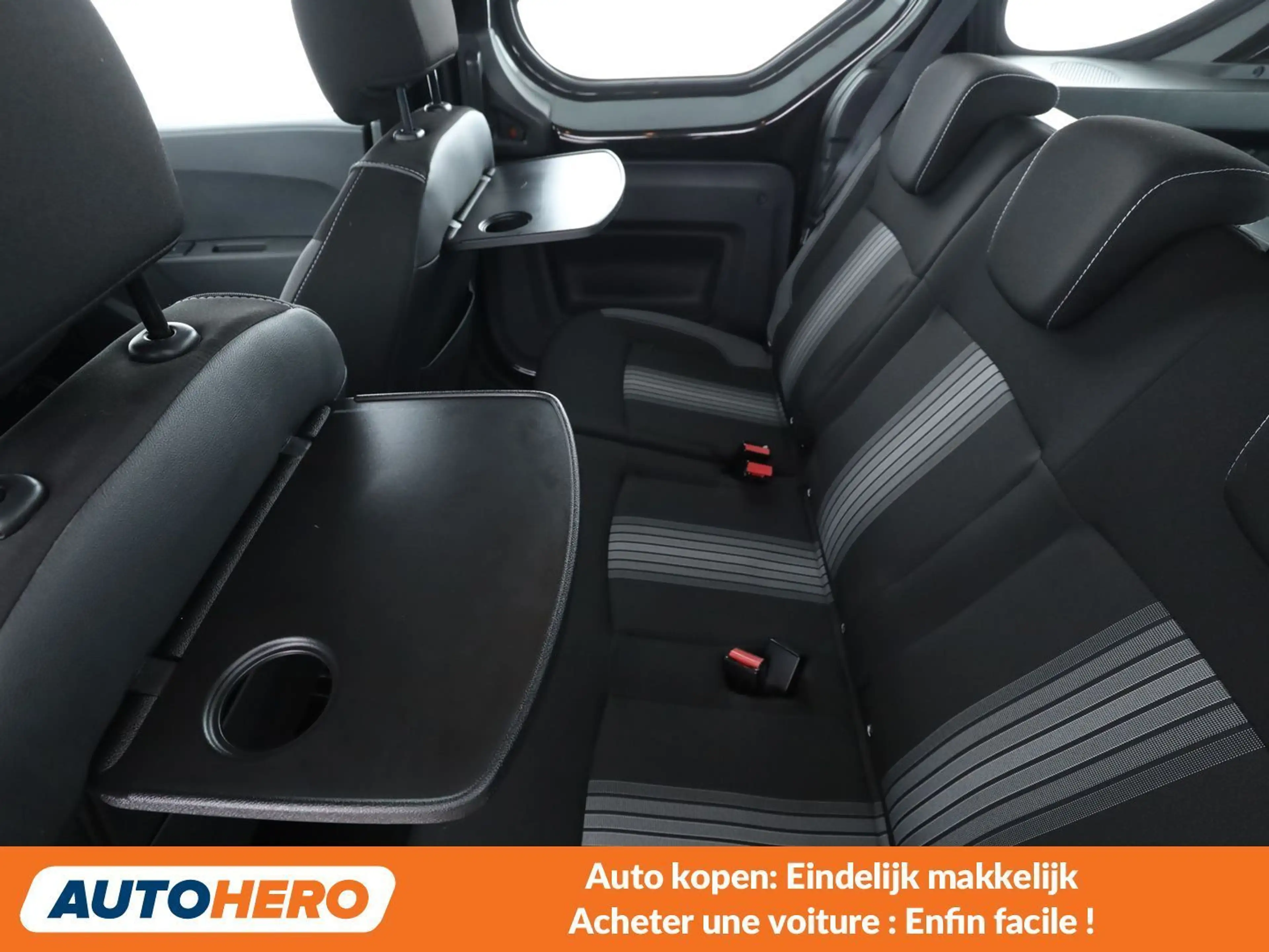 Dacia Dokker 1.2 TCe Stepway Celebration — photo 15