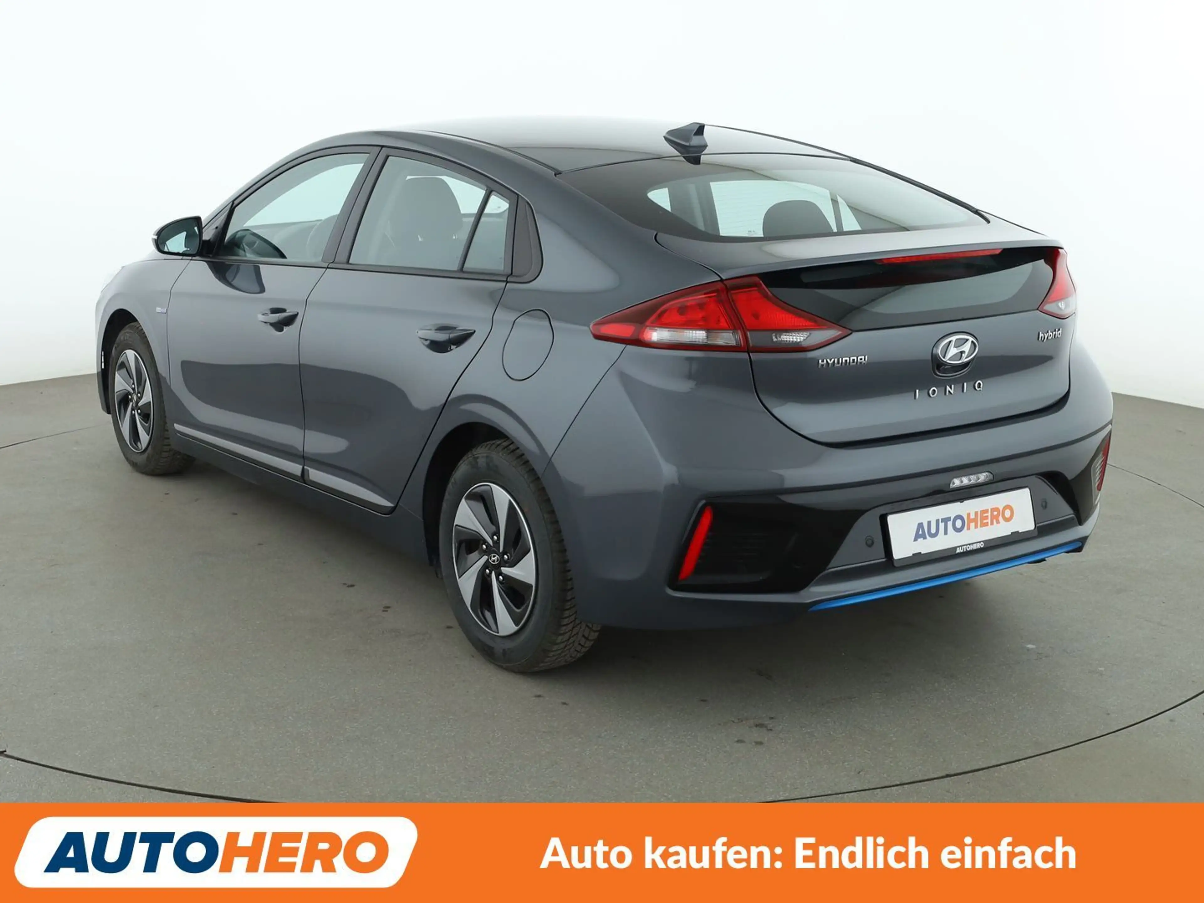 Hyundai IONIQ 1.6 Hybrid Trend Aut.*ACC*CAM*PDC*ALU*KLIMA* — photo 4