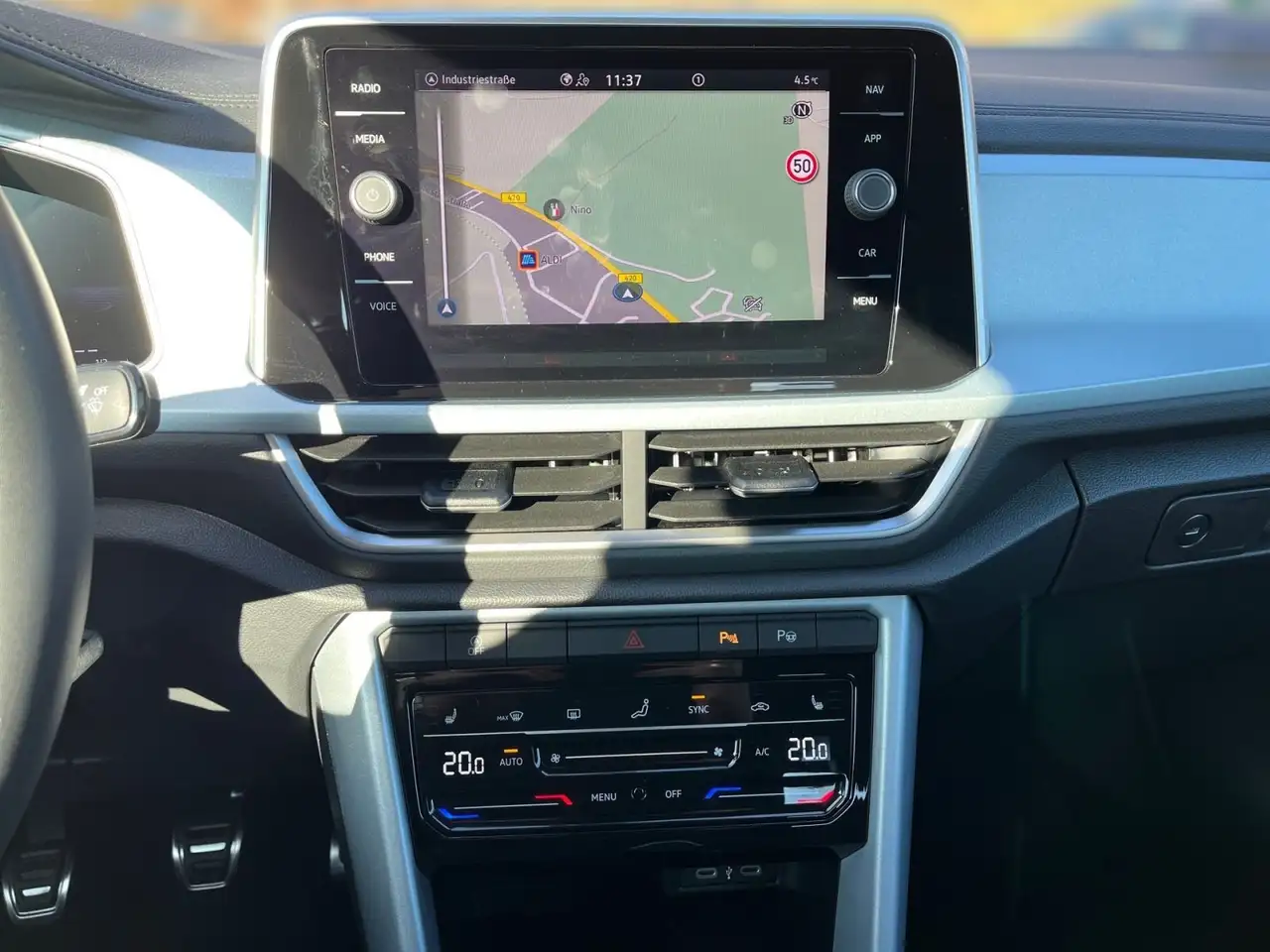 Volkswagen T-Roc 1.0 TSI Style Goal LEDPlus Navi 14