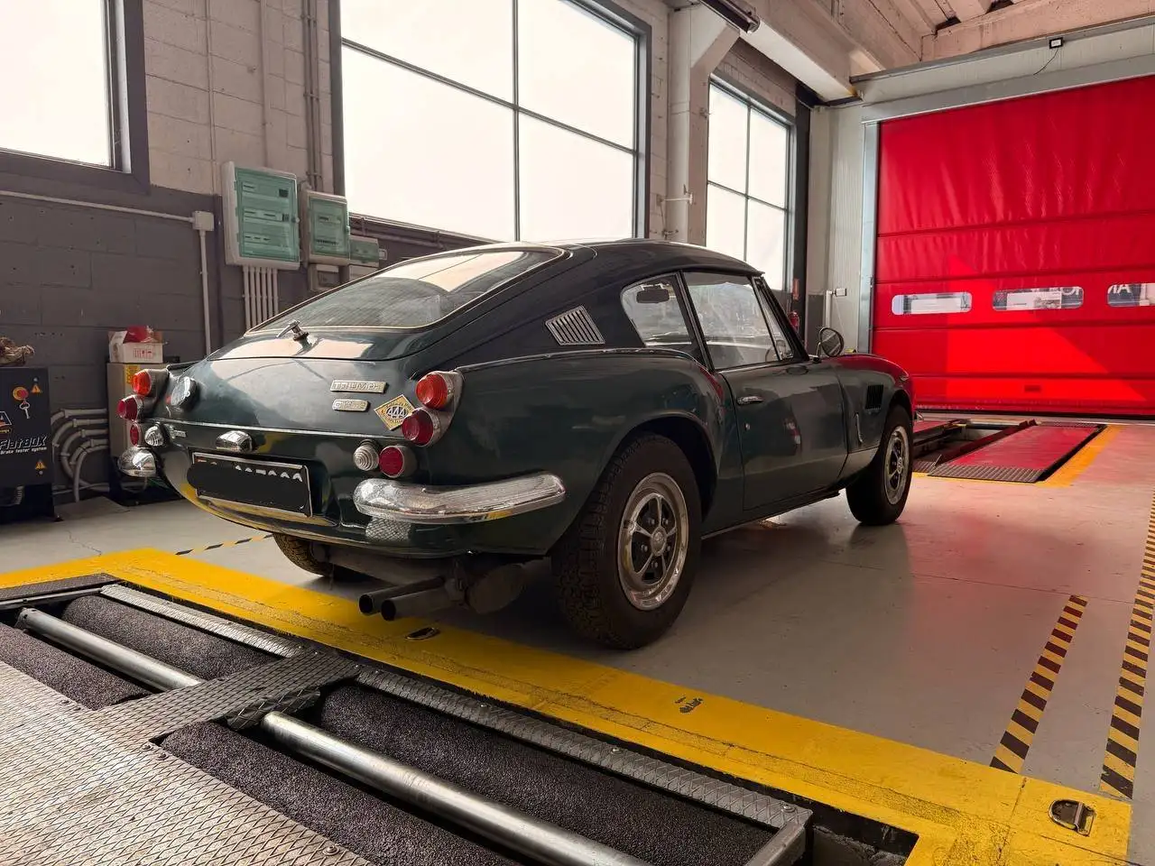 Triumph GT6 Mk2, foto 4
