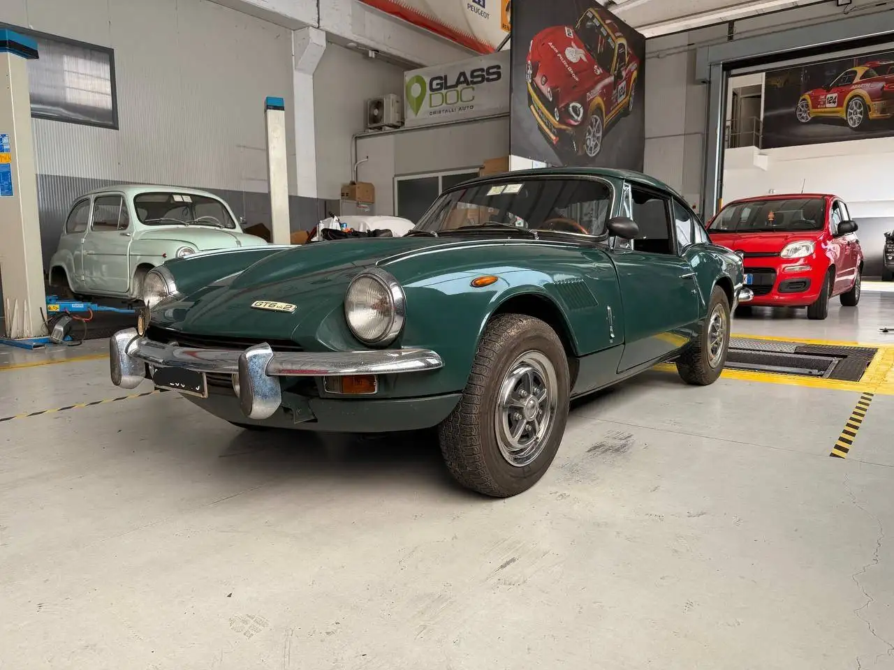 Triumph GT6 Mk2, foto 1