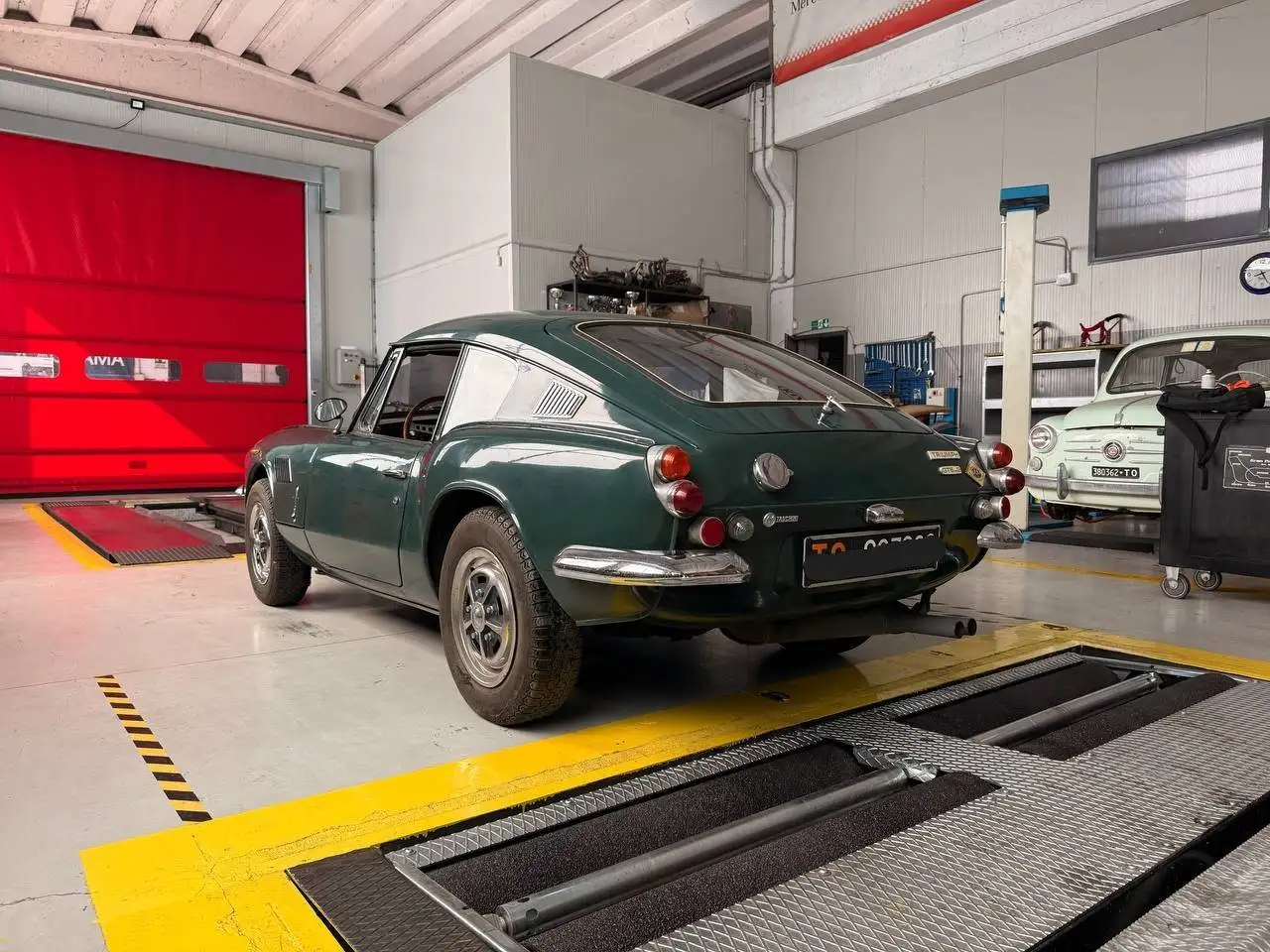 Triumph GT6 Mk2, foto 5