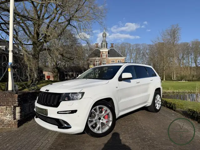 Jeep Grand Cherokee 6.4 V8 SRT8 | Pano | Volledig Onderhouden |