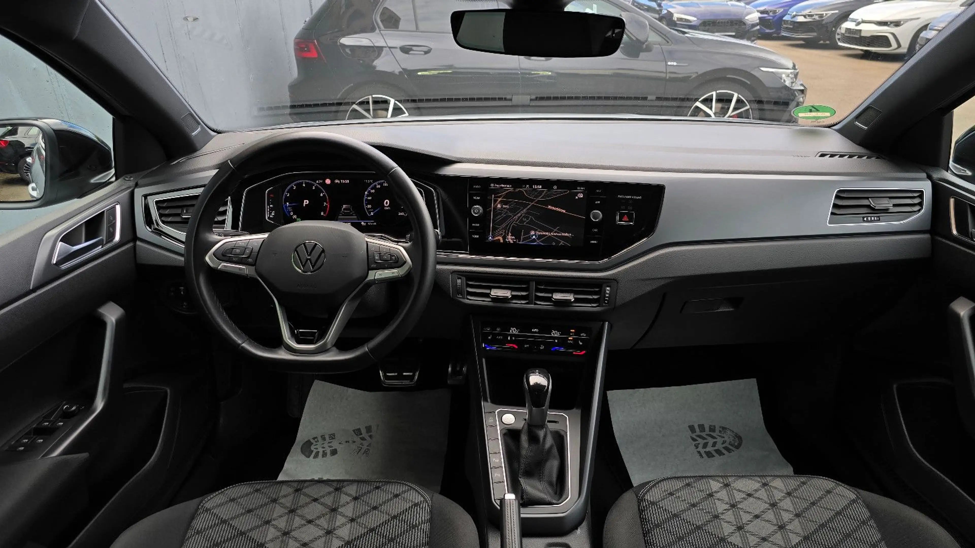 Volkswagen Taigo 1.0 TSI DSG 3 x R-Line Pano/Kamera/K-less — photo 5
