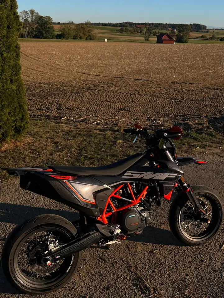 KTM 690 SMC R