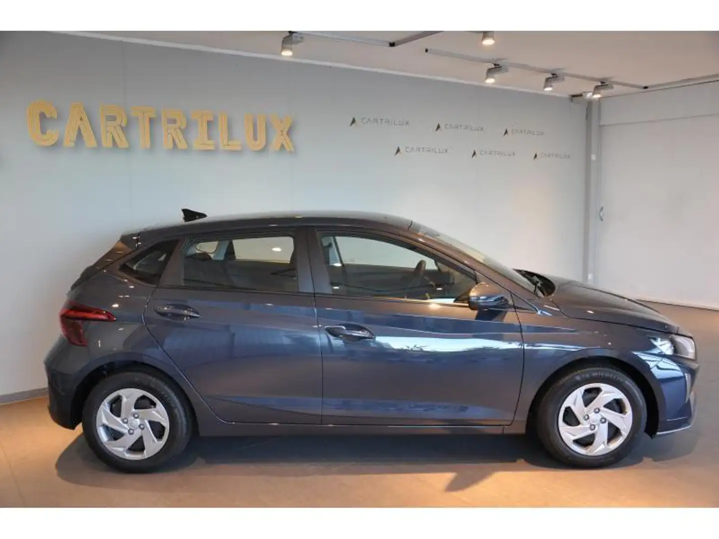 Hyundai i20 TWIST 79 MAN5 Gris - 2
