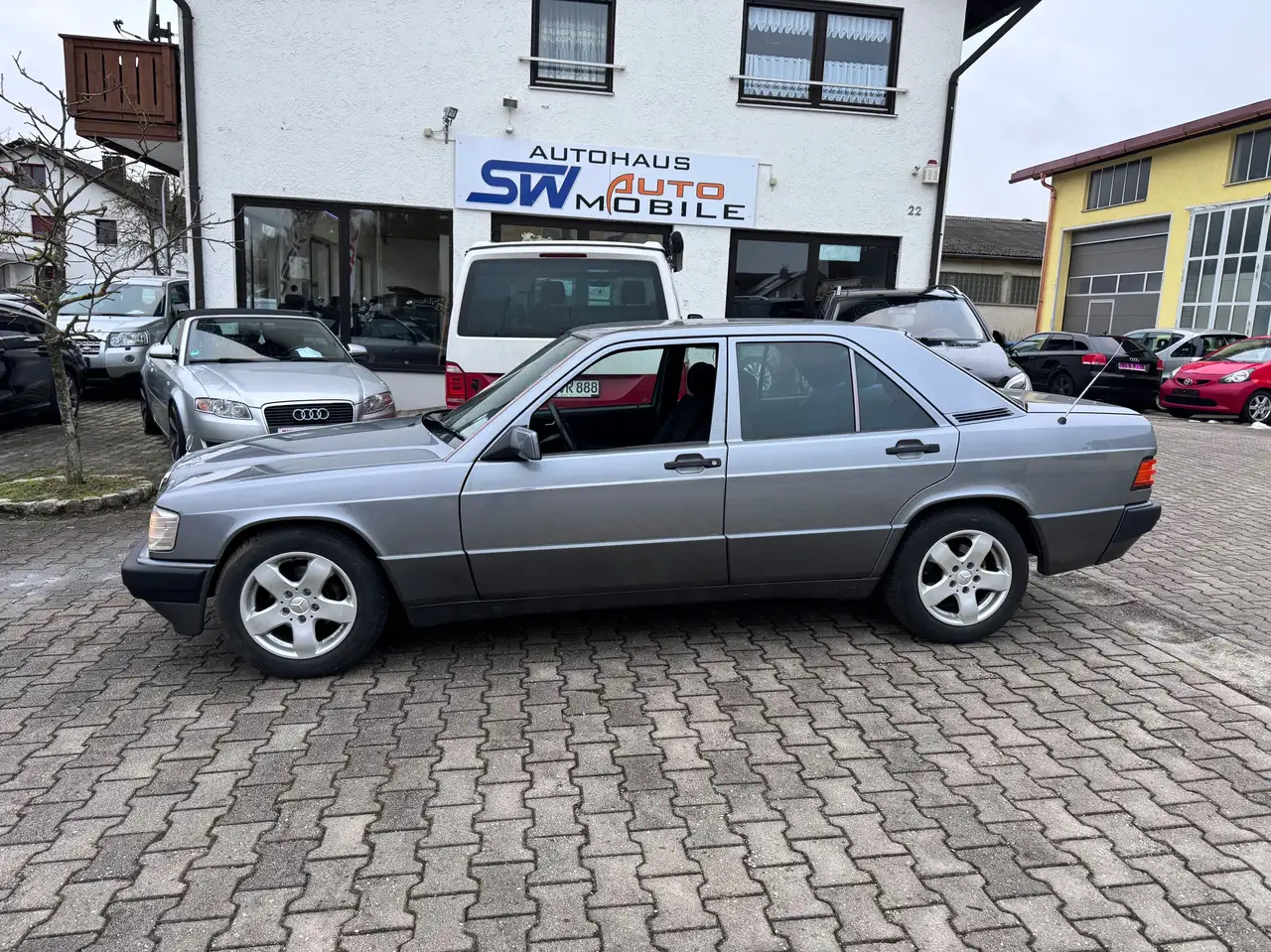 Mercedes-Benz 190 E 2.0 KLIMA Kein Rost, foto 2
