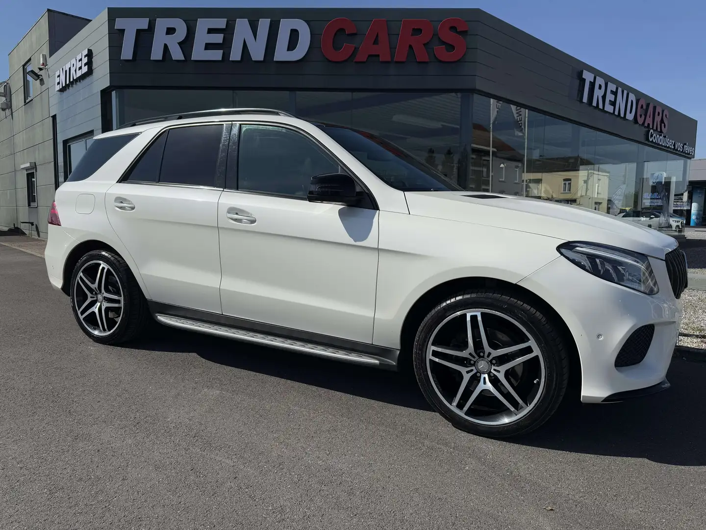 Mercedes-Benz GLE 250 d 4-Matic AUTO. PACK-AMG/NIGHT PANO SUSP. PNEUMAT. White - 2