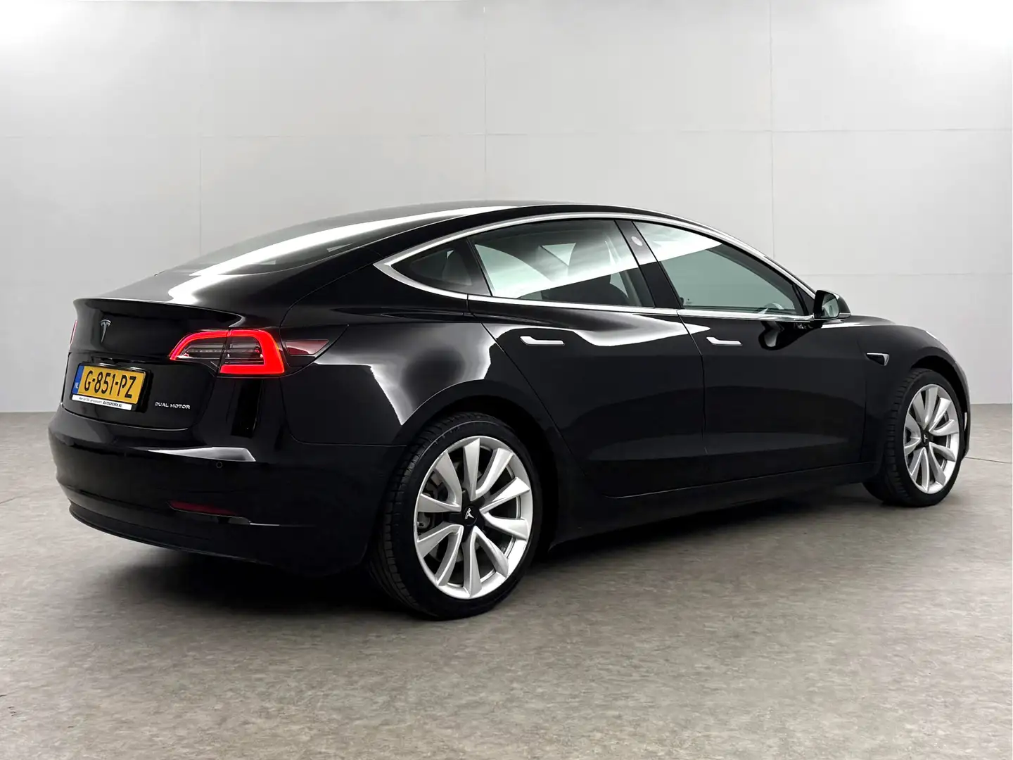 Tesla Model 3 Long Range AWD 75 kWh 360Camera 351PK Autopilot Pa Zwart - 2
