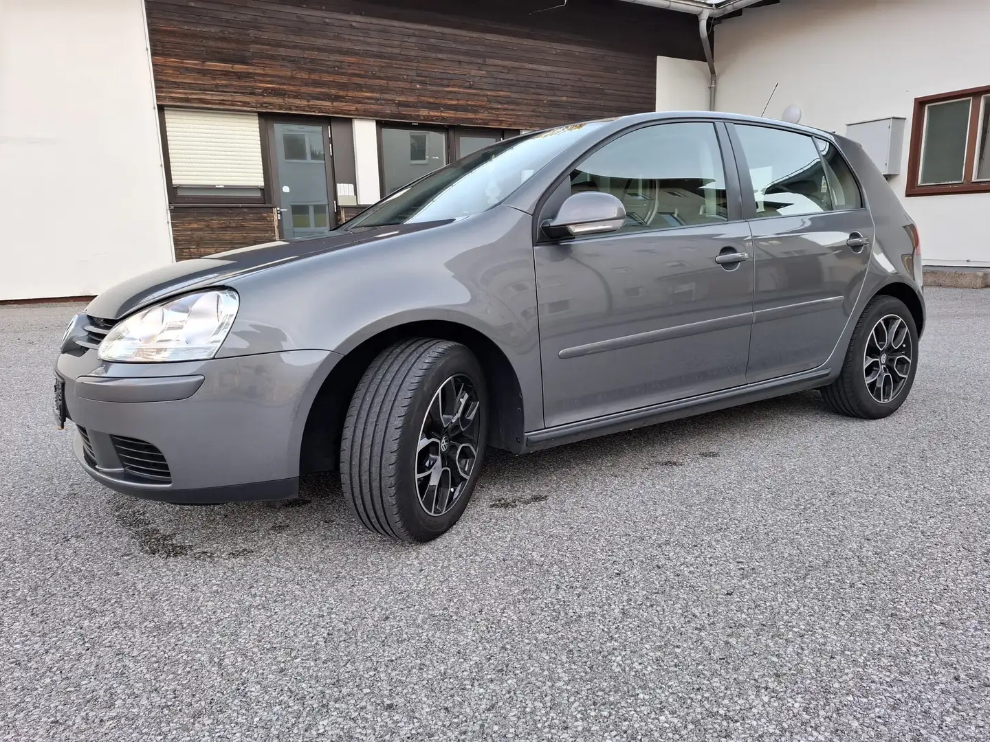 Volkswagen Golf Trendline 1,4 - 1