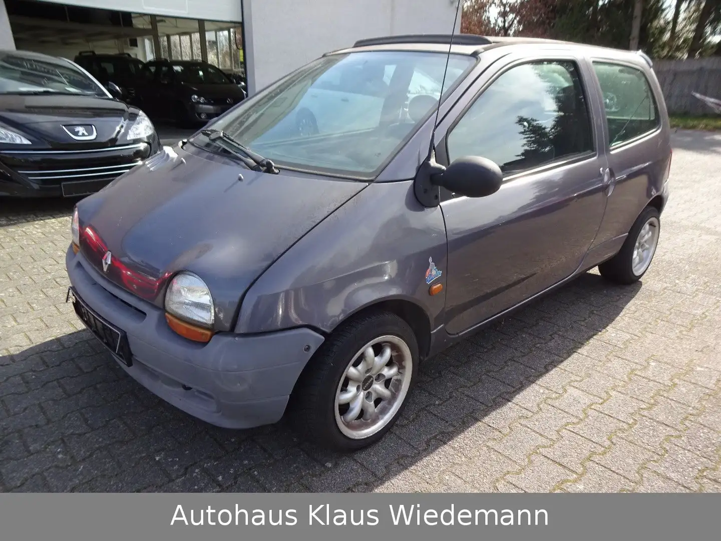 Renault Twingo 1.2 Liberty - 2.Hd./orig. erst 120 TKM Grijs - 1