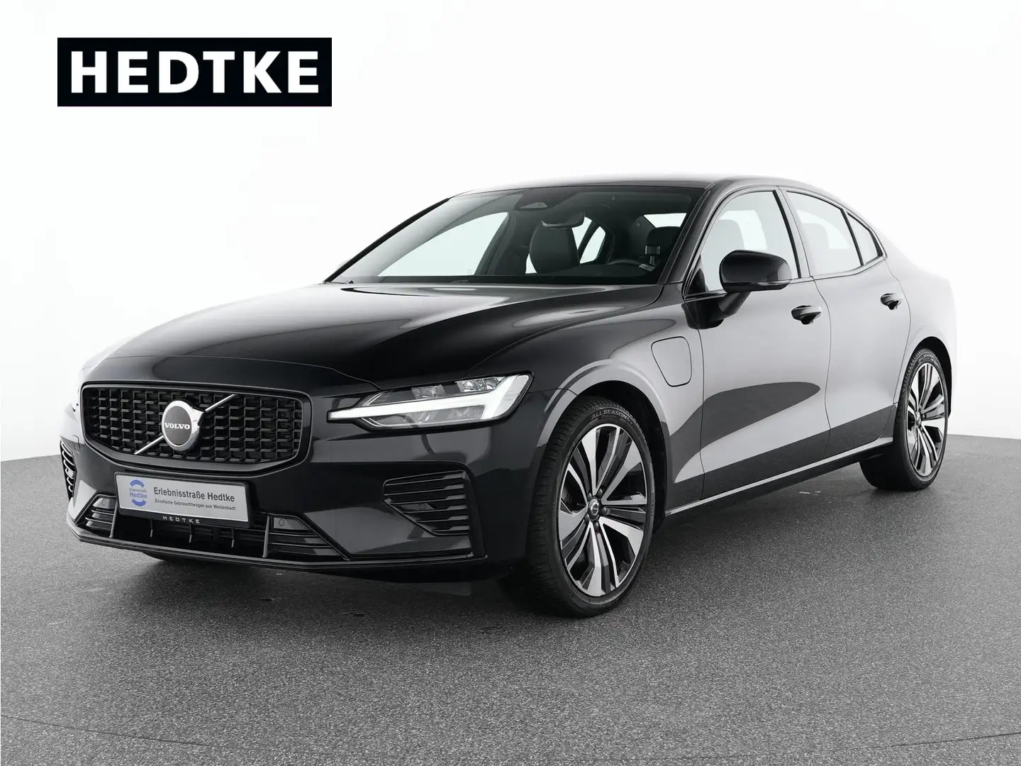 Volvo S60 T8 Recharge AWD Plus Dark 19"+WINTER-PAKET Fekete - 1