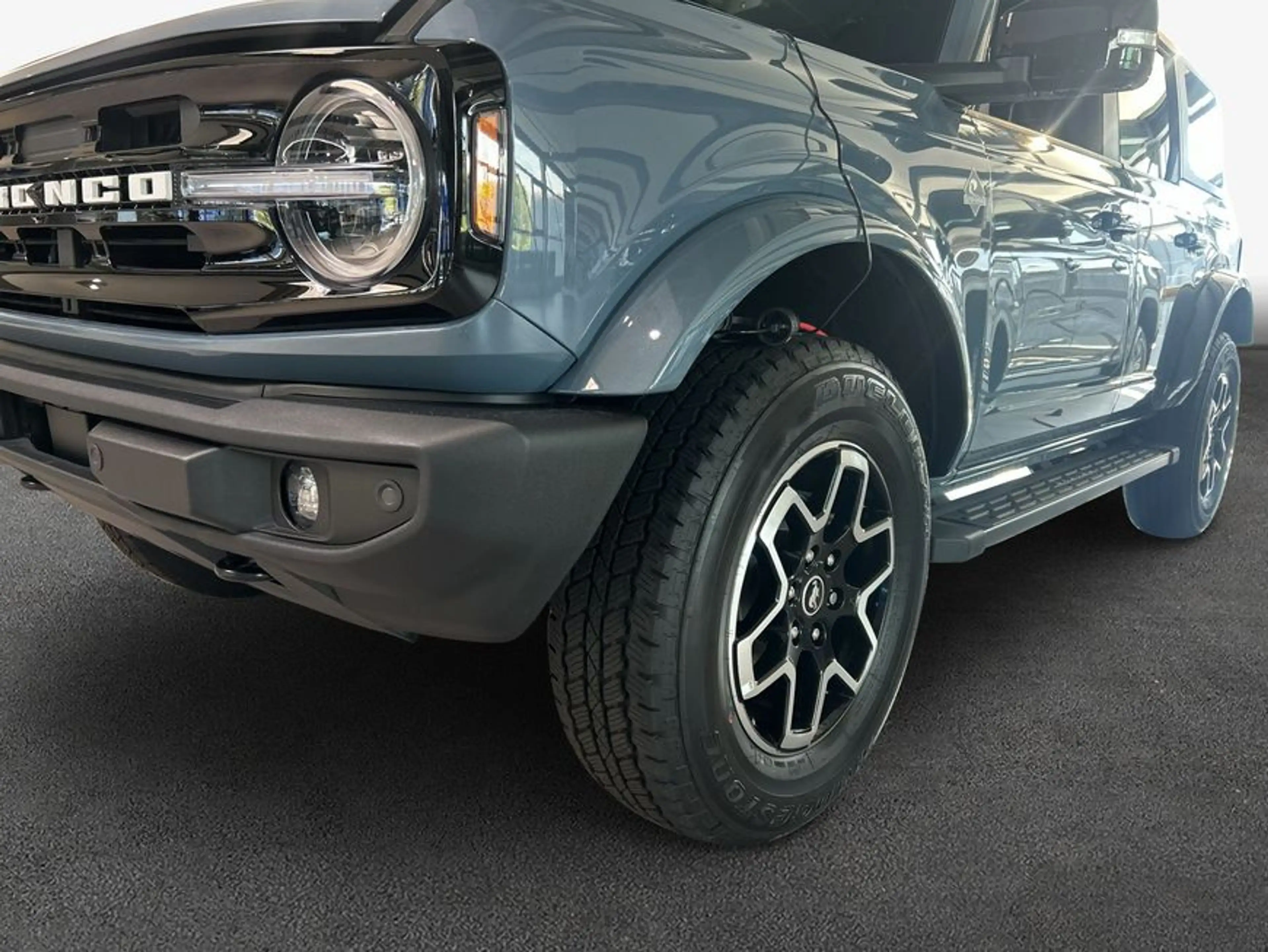 Ford Bronco 2.7 EcoBoost V6 Outer Banks — photo 6