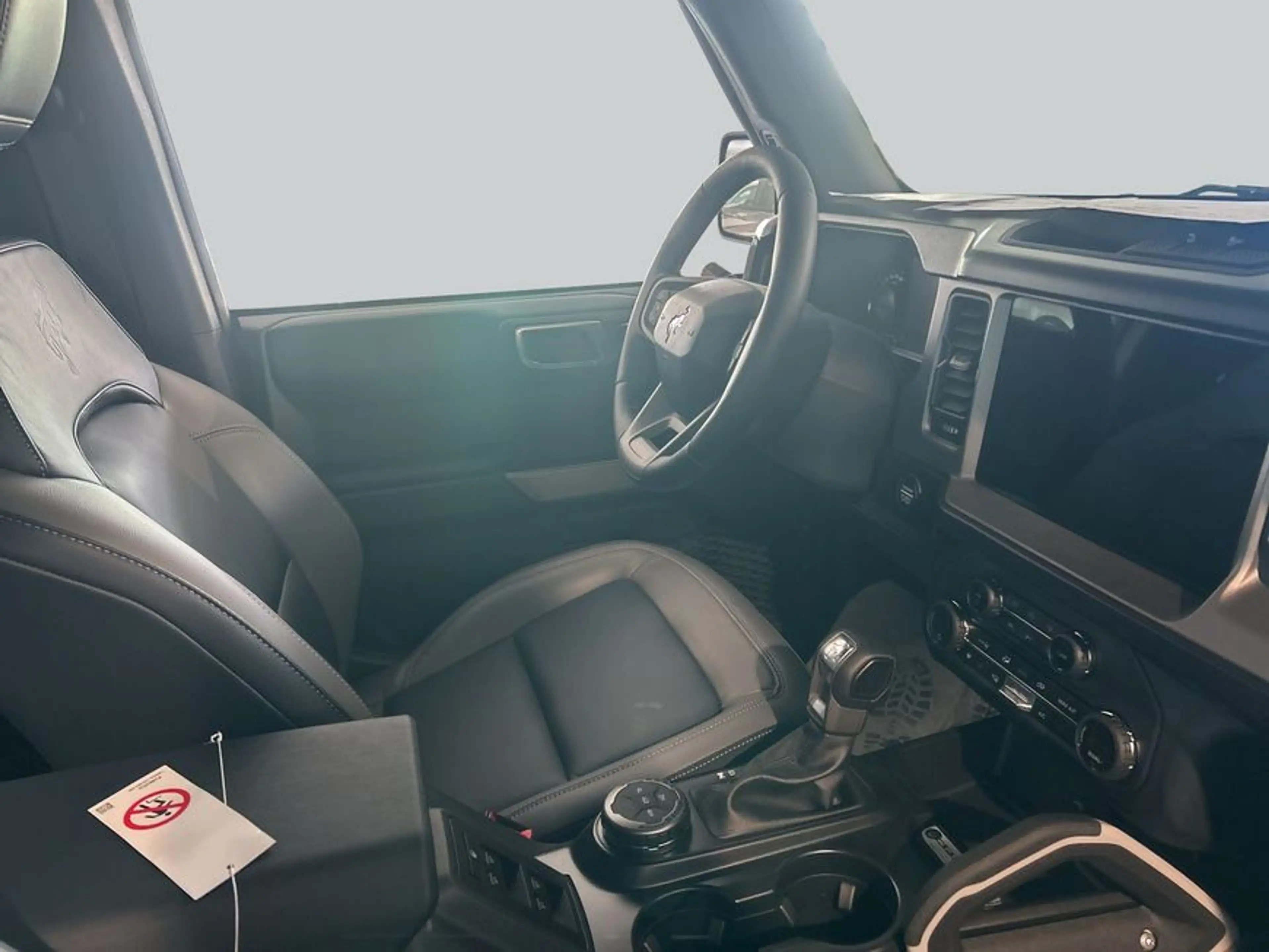 Ford Bronco 2.7 EcoBoost V6 Outer Banks — photo 12