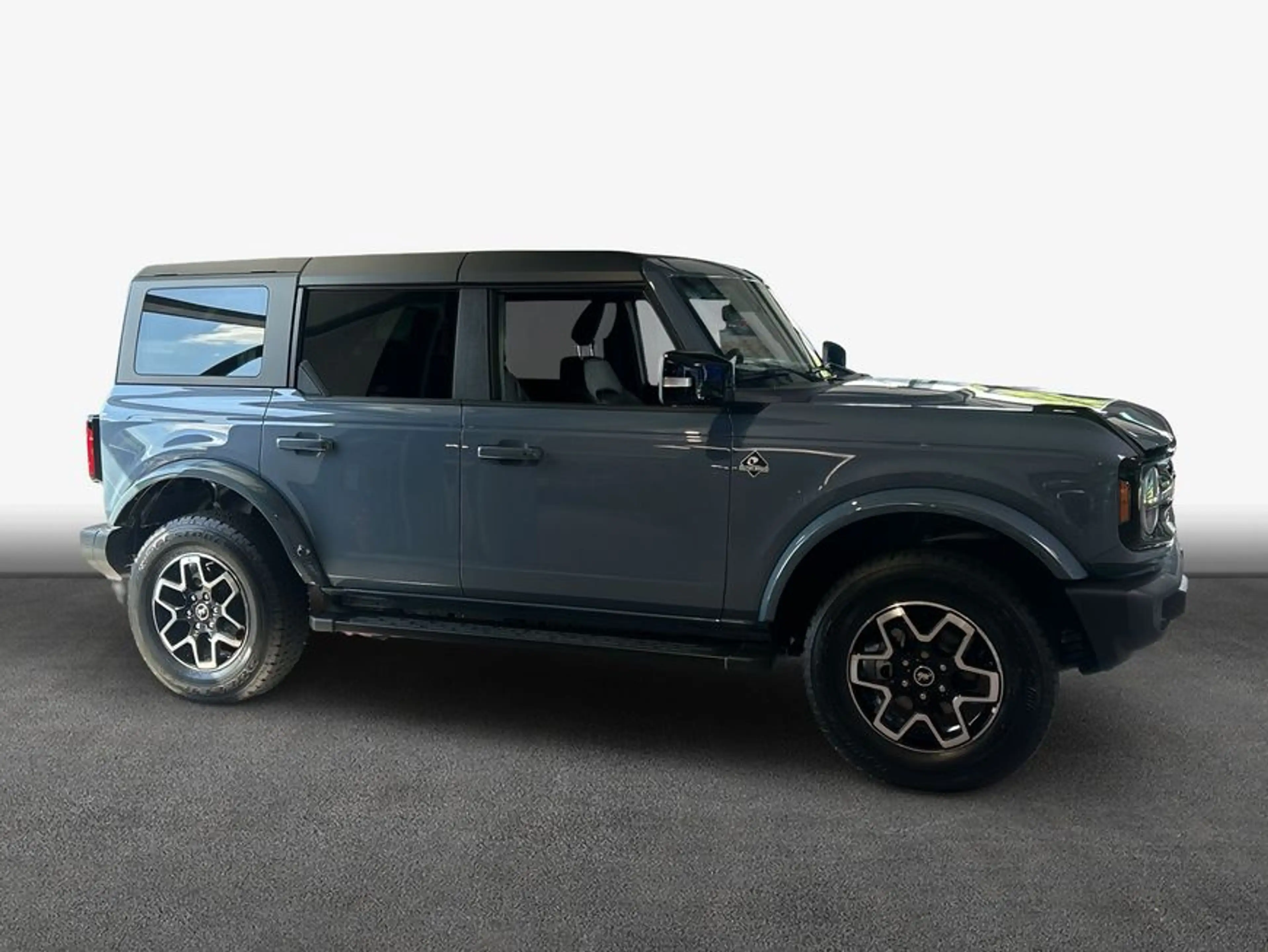 Ford Bronco 2.7 EcoBoost V6 Outer Banks — photo 4