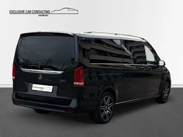 Mercedes-Benz V-Class view 6