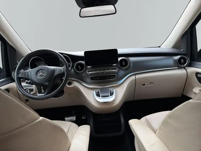 Mercedes-Benz V-Class view 7