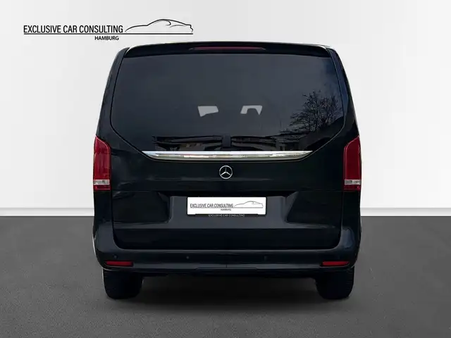 Mercedes-Benz V-Class view 5