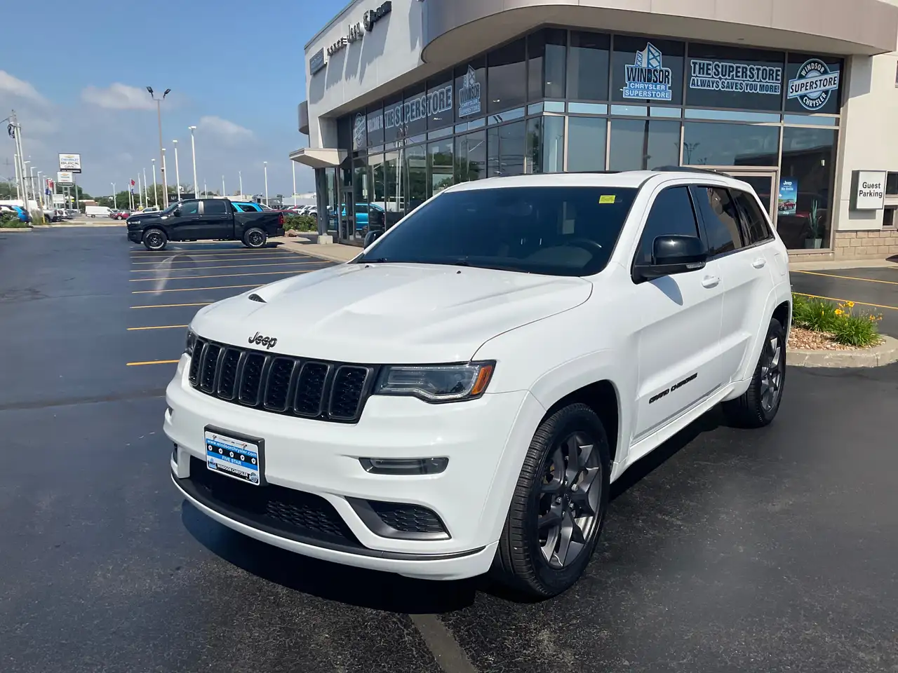 Jeep Grand Cherokee снимка Jeep Grand Cherokee