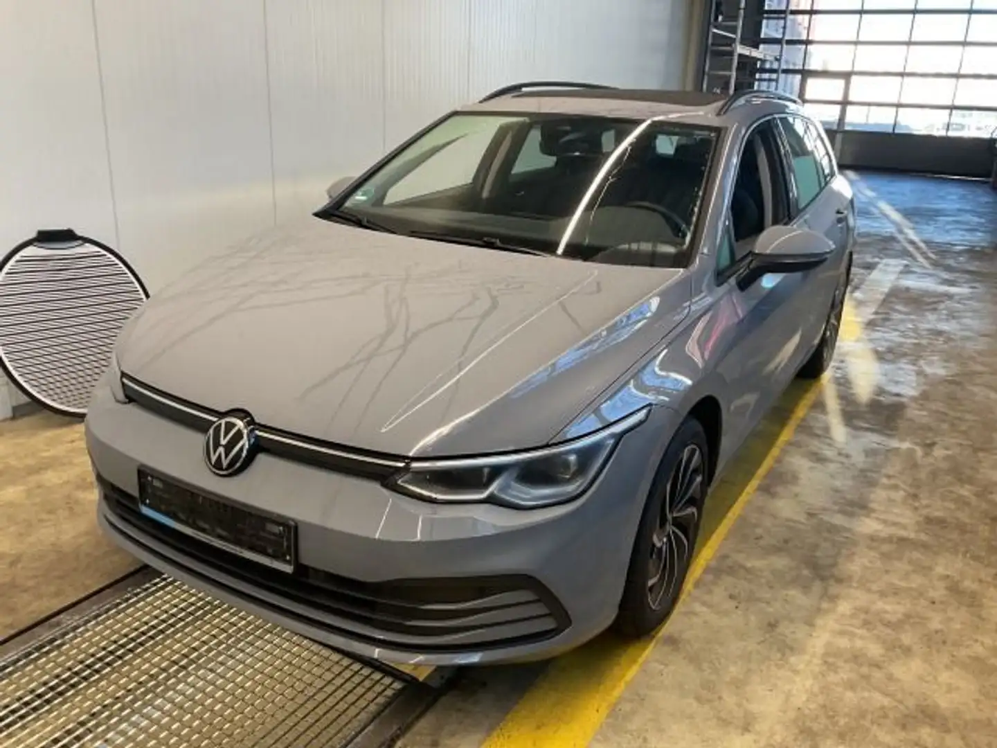 Volkswagen Golf Variant Golf VIII Variant 2.0 TDI Life DSG Panorama LED Grau - 2