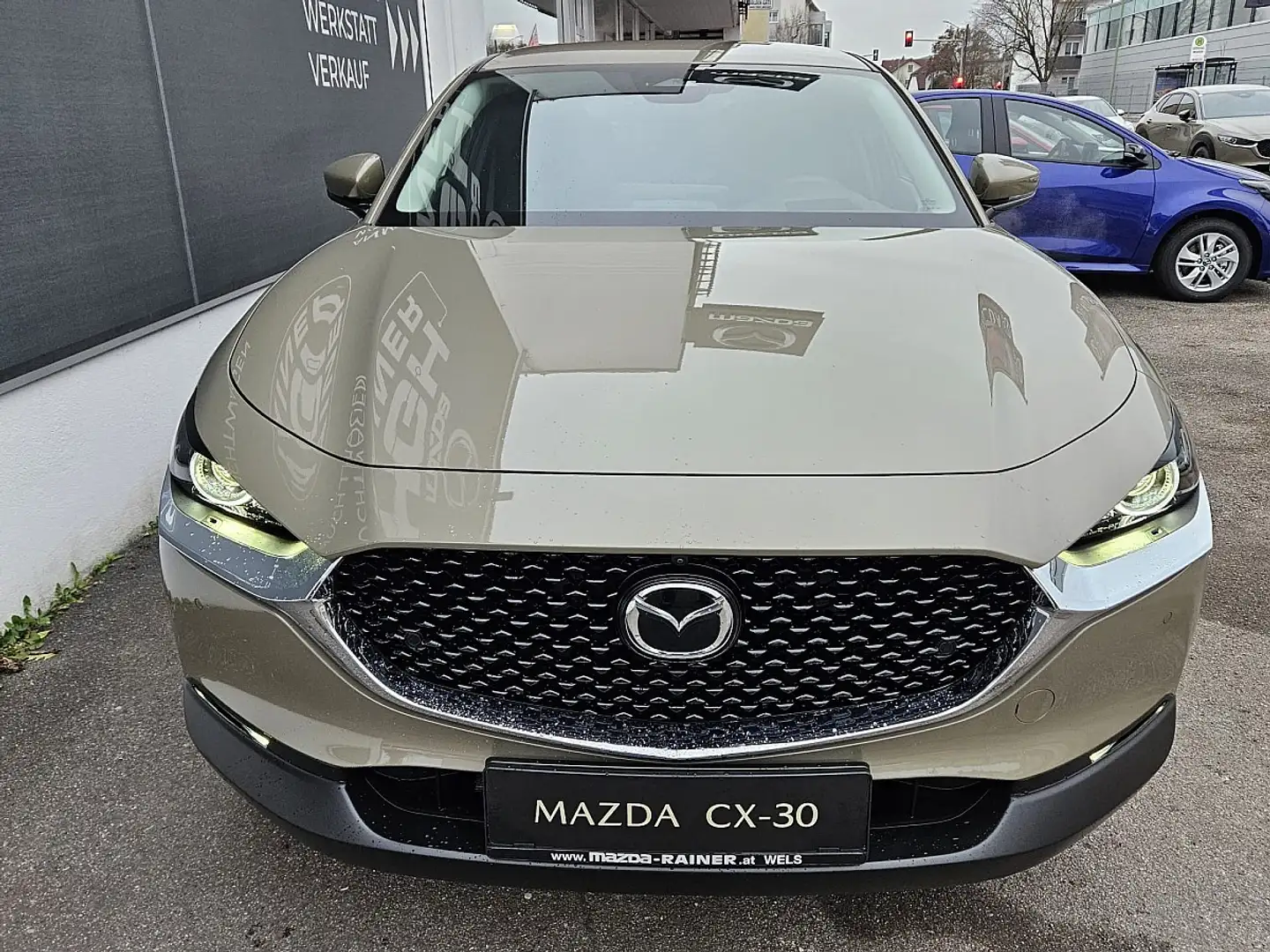 Mazda CX-30 e-Skyactive G140 Exclusive-Line Aut. Braun - 2