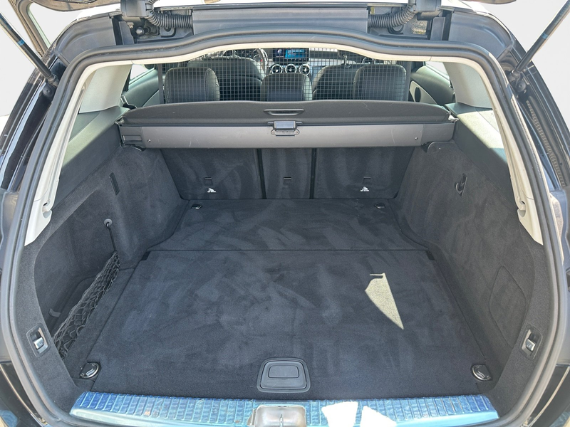 Mercedes-Benz C 180 T  Avantgarde AUT+Navi+SHZ+Facelift+KlimaA — photo 11
