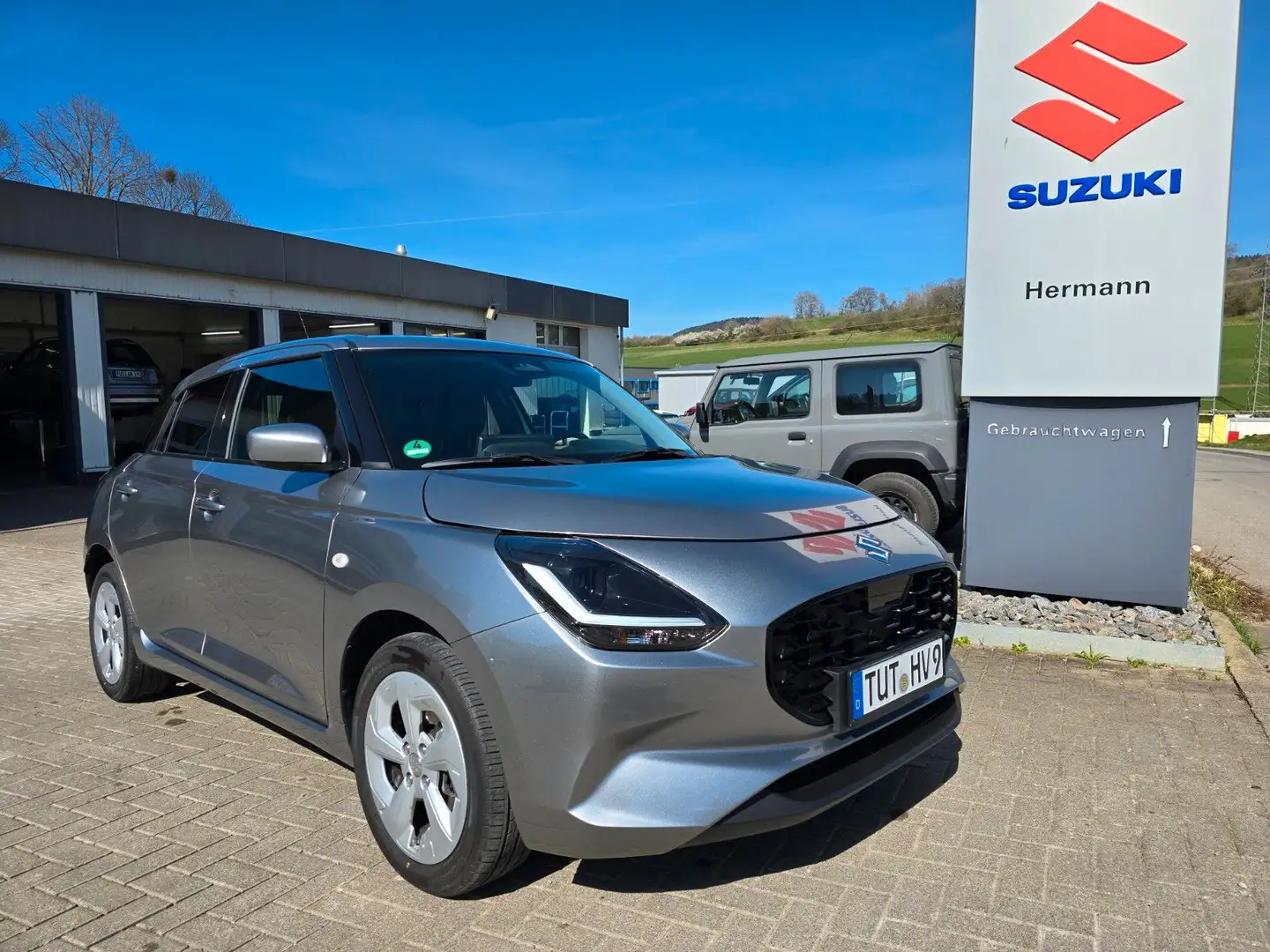 Suzuki Swift 1.2 Dualjet Hybrid Comfort Argento - 1