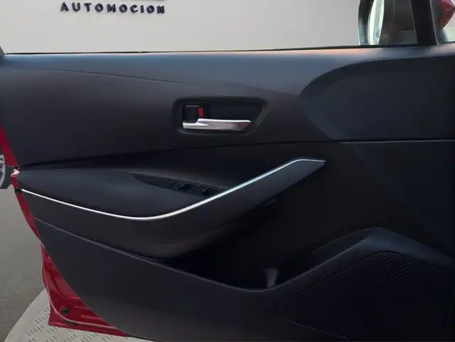 Toyota Corolla view 14