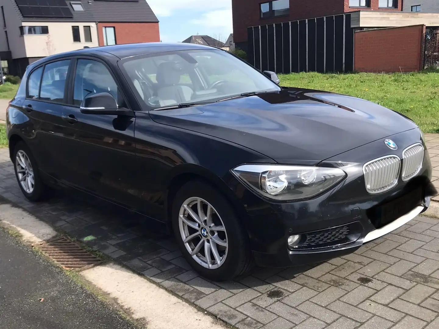 BMW 114 114d Fekete - 2