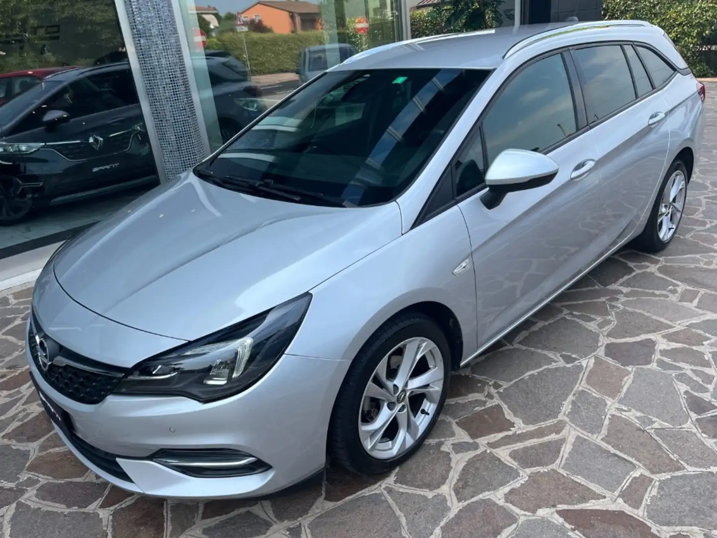 Opel Astra Sports Tour 1.5 CDTI 122cv AT9 Business Elegance Plateado - 1