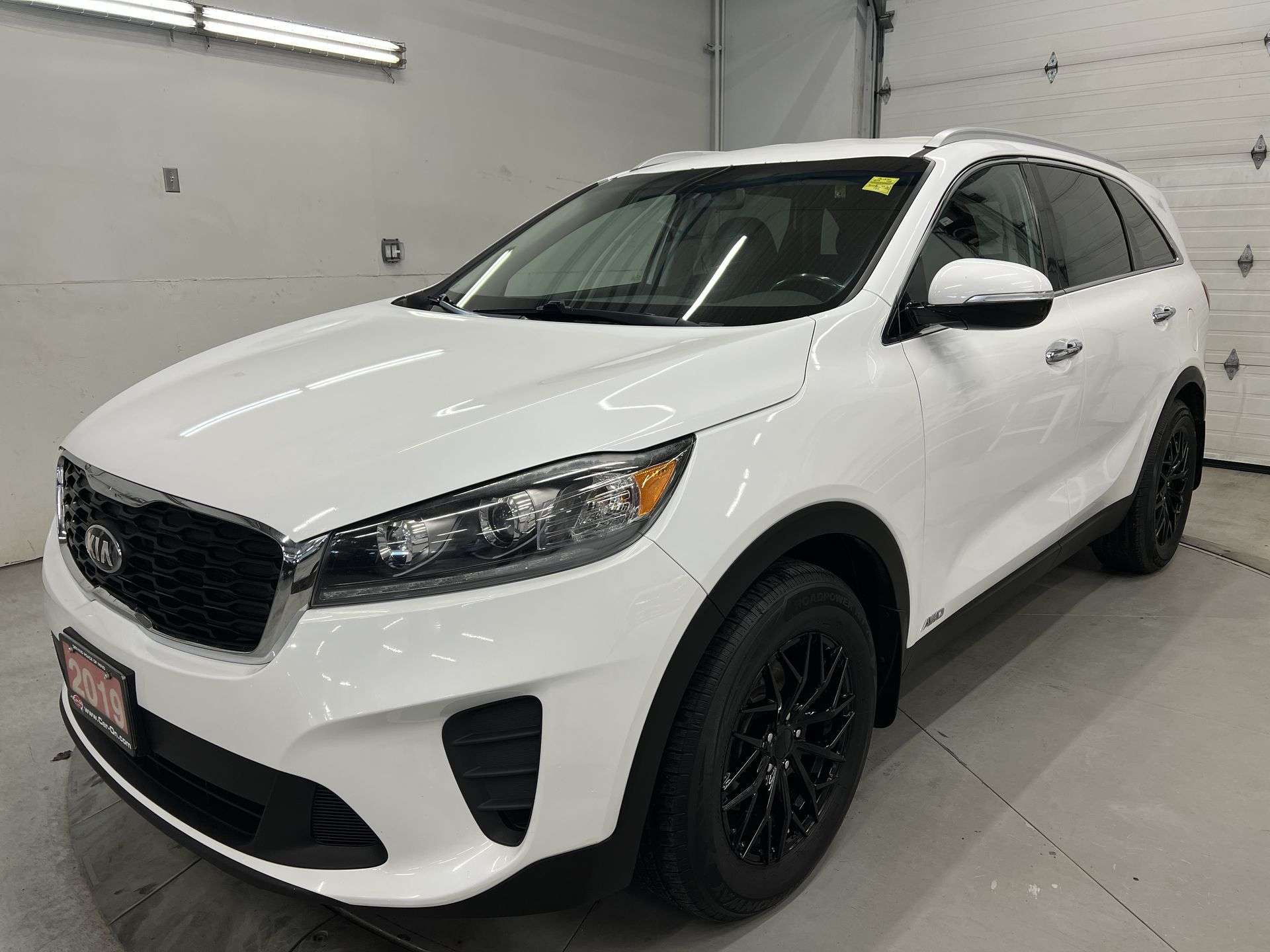 White 2019 Kia Sorento SUV / Crossover All-Wheel Drive Automatic