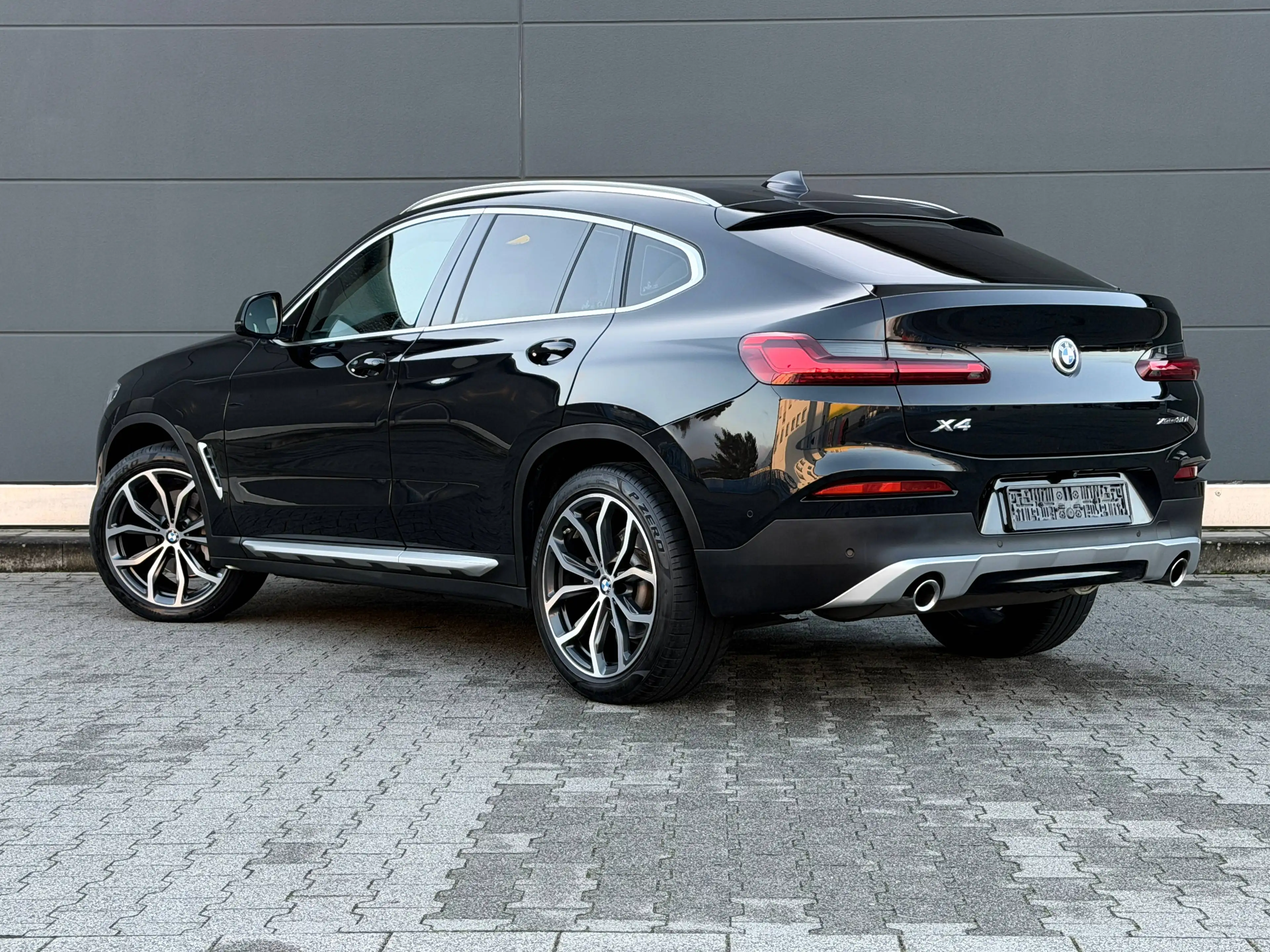 BMW X4 xDrive 30 i xLine M Sport *Head-Up* Rkam Leder Navi Top Zustand — photo 4