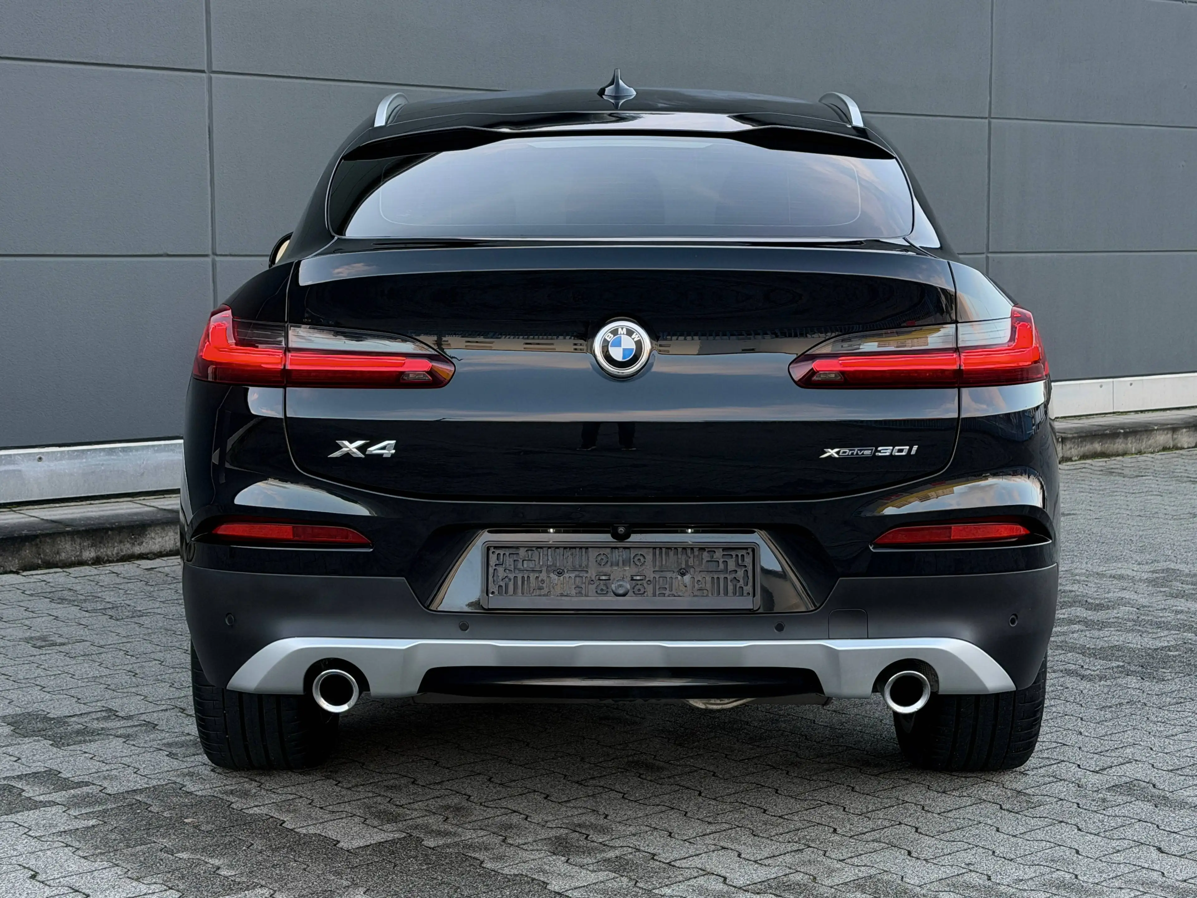 BMW X4 xDrive 30 i xLine M Sport *Head-Up* Rkam Leder Navi Top Zustand — photo 9