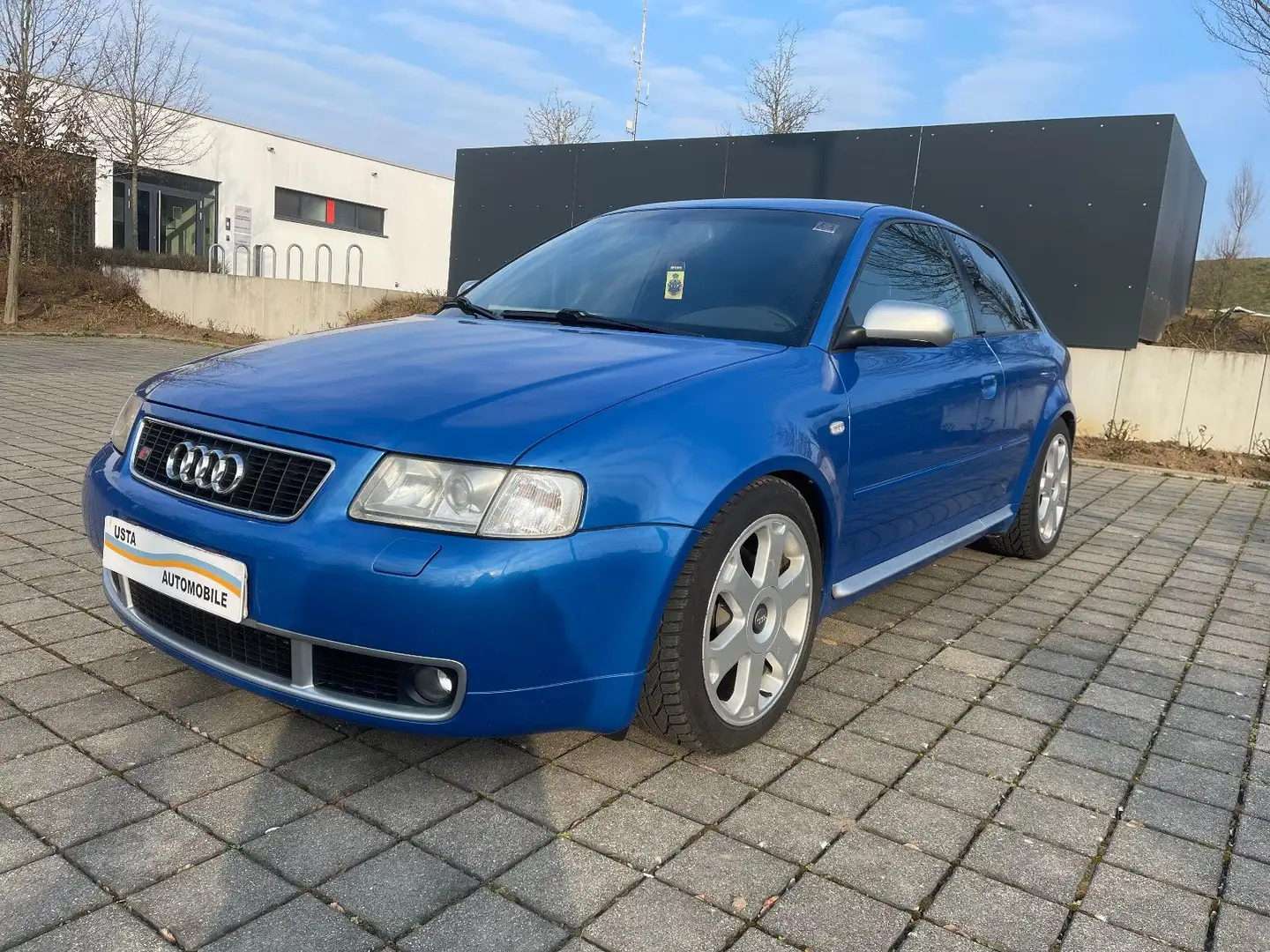 Audi S3 1.8T quattro Blau - 1