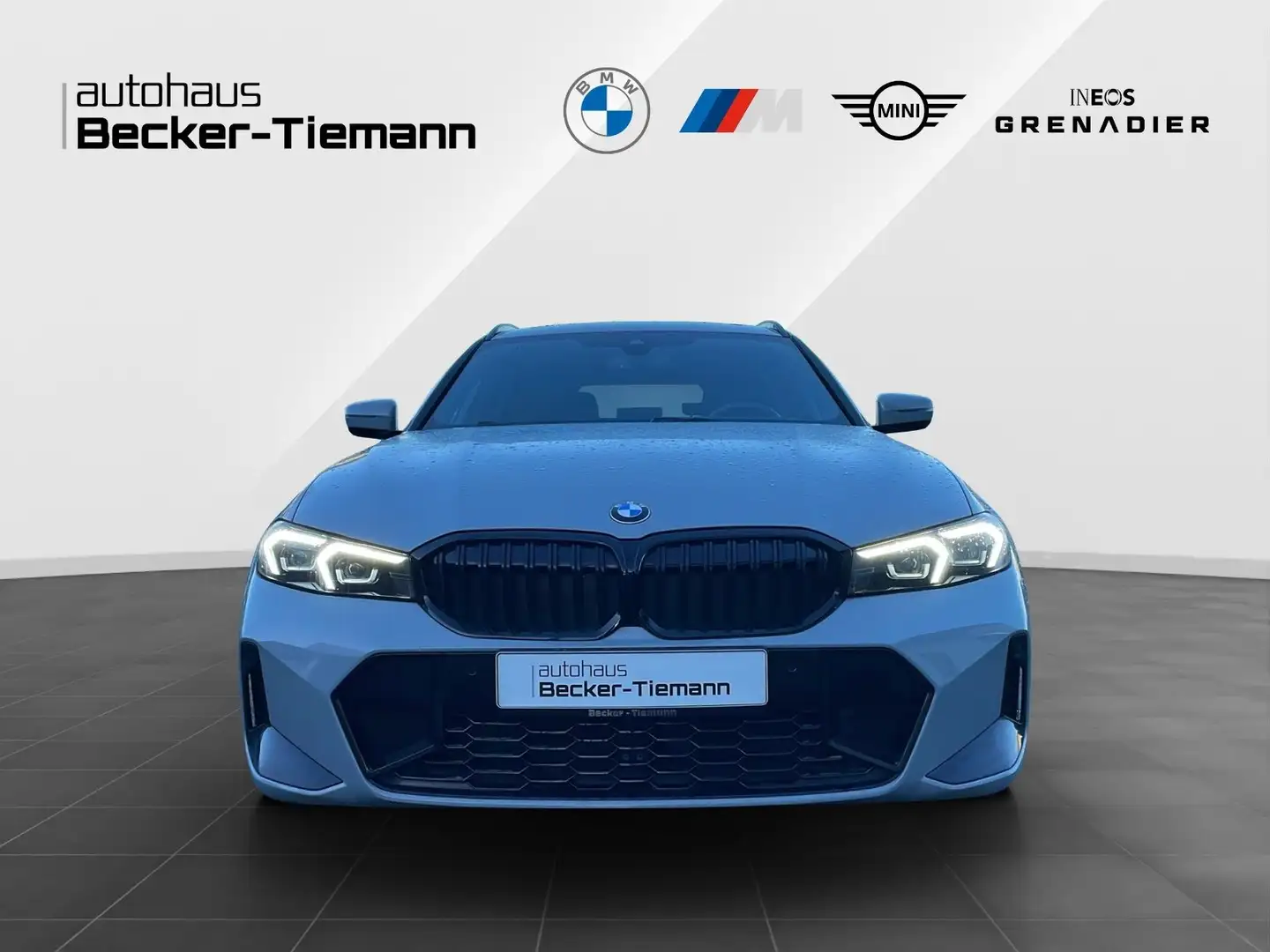 BMW 318 i Touring AUT.*M SPORT*LC.PROF.*PANO*KAMERA*HIFI*1 Grau - 2