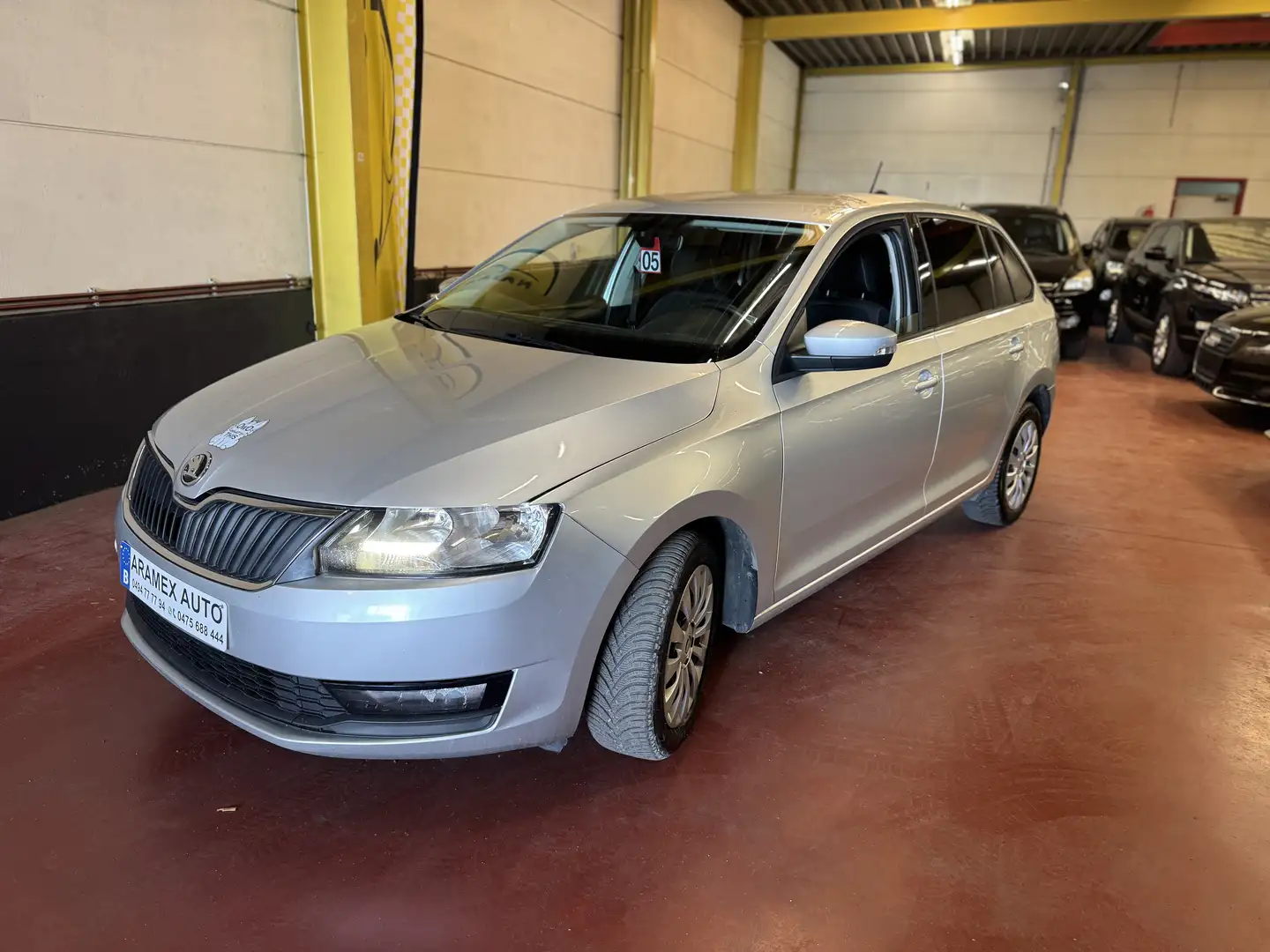 Skoda Rapid/Spaceback Rapid 1.4 CR TDi Spaceback Ambition Argent - 2