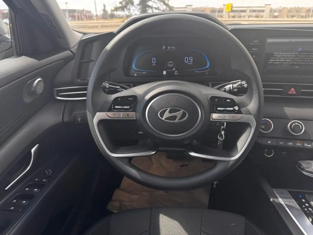 Hyundai ELANTRA снимка Hyundai ELANTRA