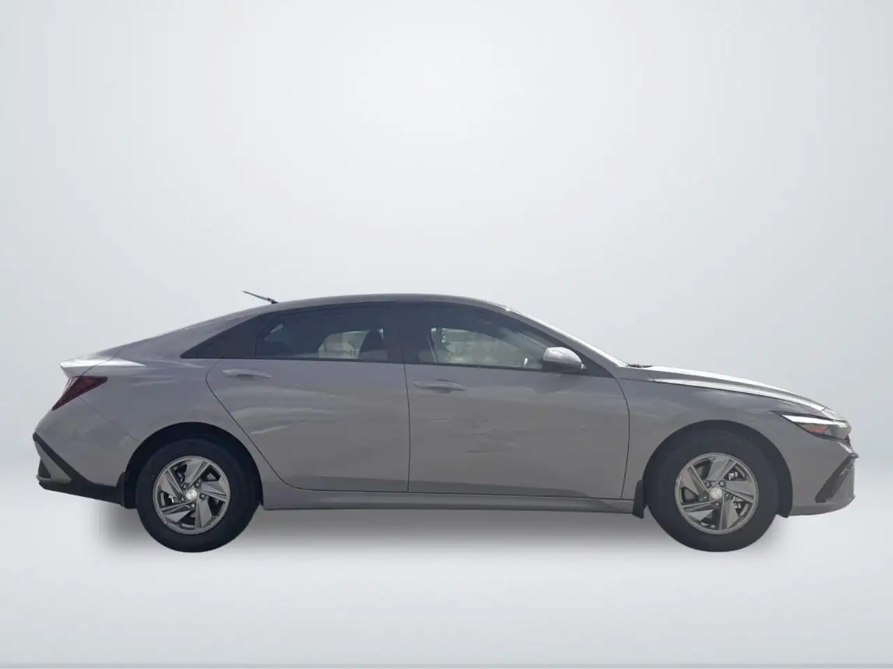 Hyundai ELANTRA снимка Hyundai ELANTRA