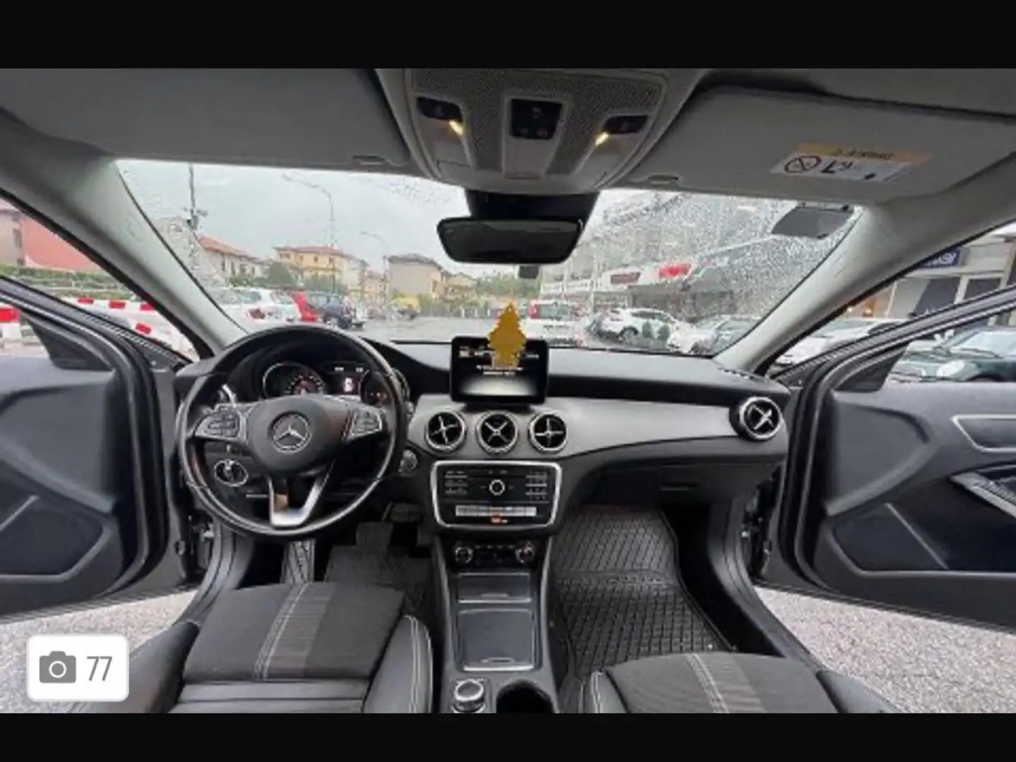 Mercedes-Benz GLA 180 GLA-X156 2017 d Sport auto Gris - 1