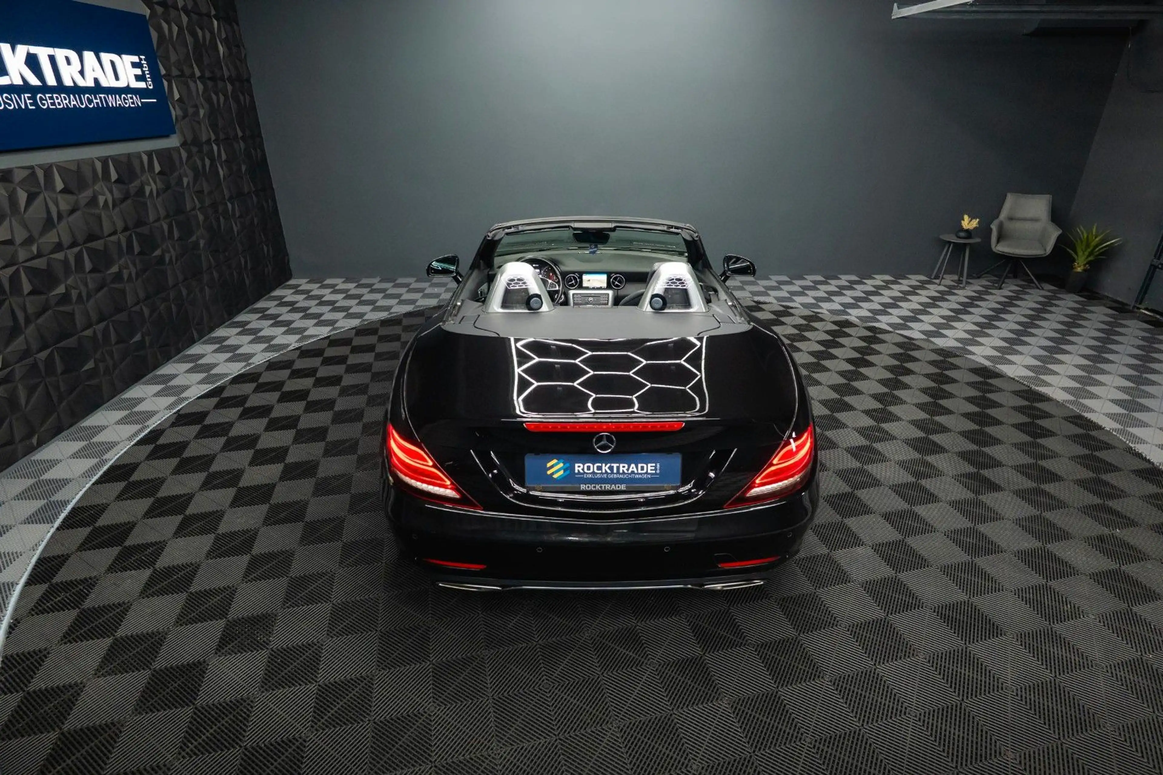 Mercedes-Benz SLC 200 Roadster Sport *Sportabgas*Pano*Navi* — photo 12