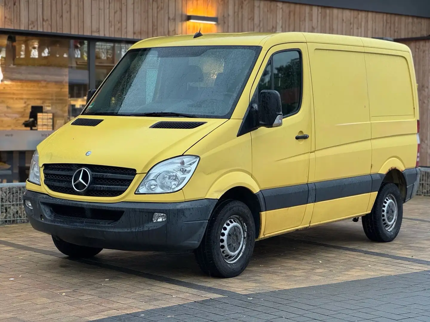 Mercedes-Benz Sprinter 310/311/313/314/316 CDI (906.631/633/635/637) Gelb - 1