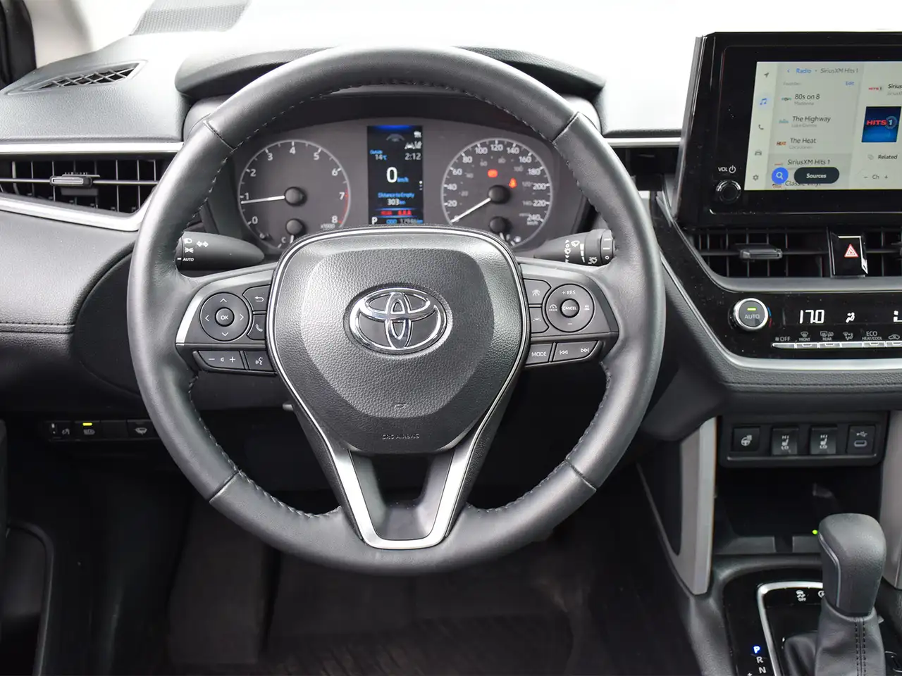 Toyota Corolla Cross снимка Toyota Corolla Cross