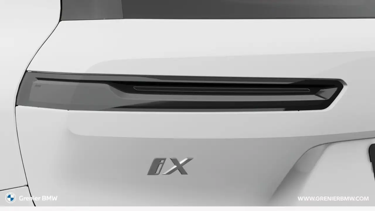 BMW iX снимка BMW iX