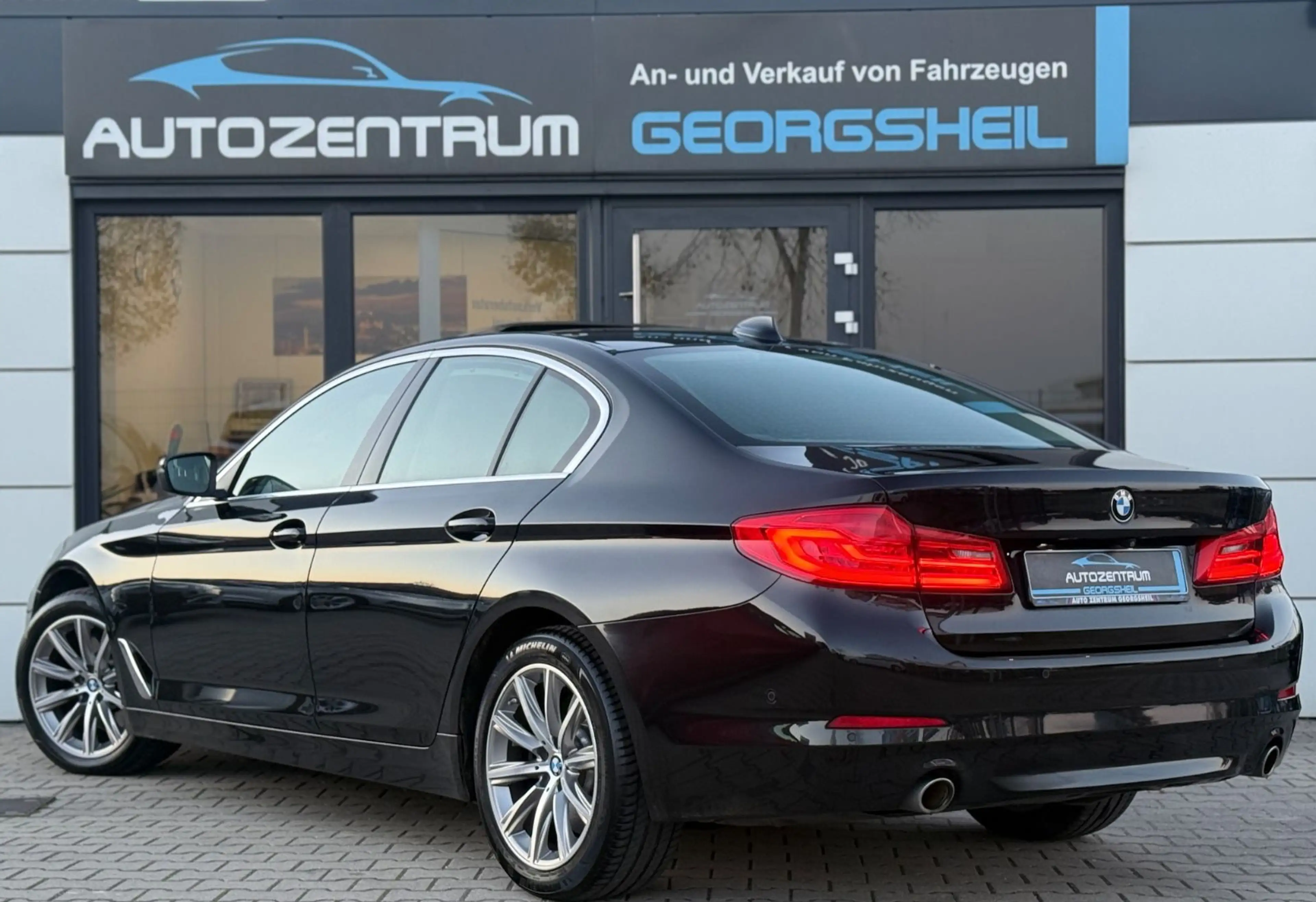 BMW 530 d Limo. /HUD/LED/Soft-Close/ACC/Leder/AHK — photo 8