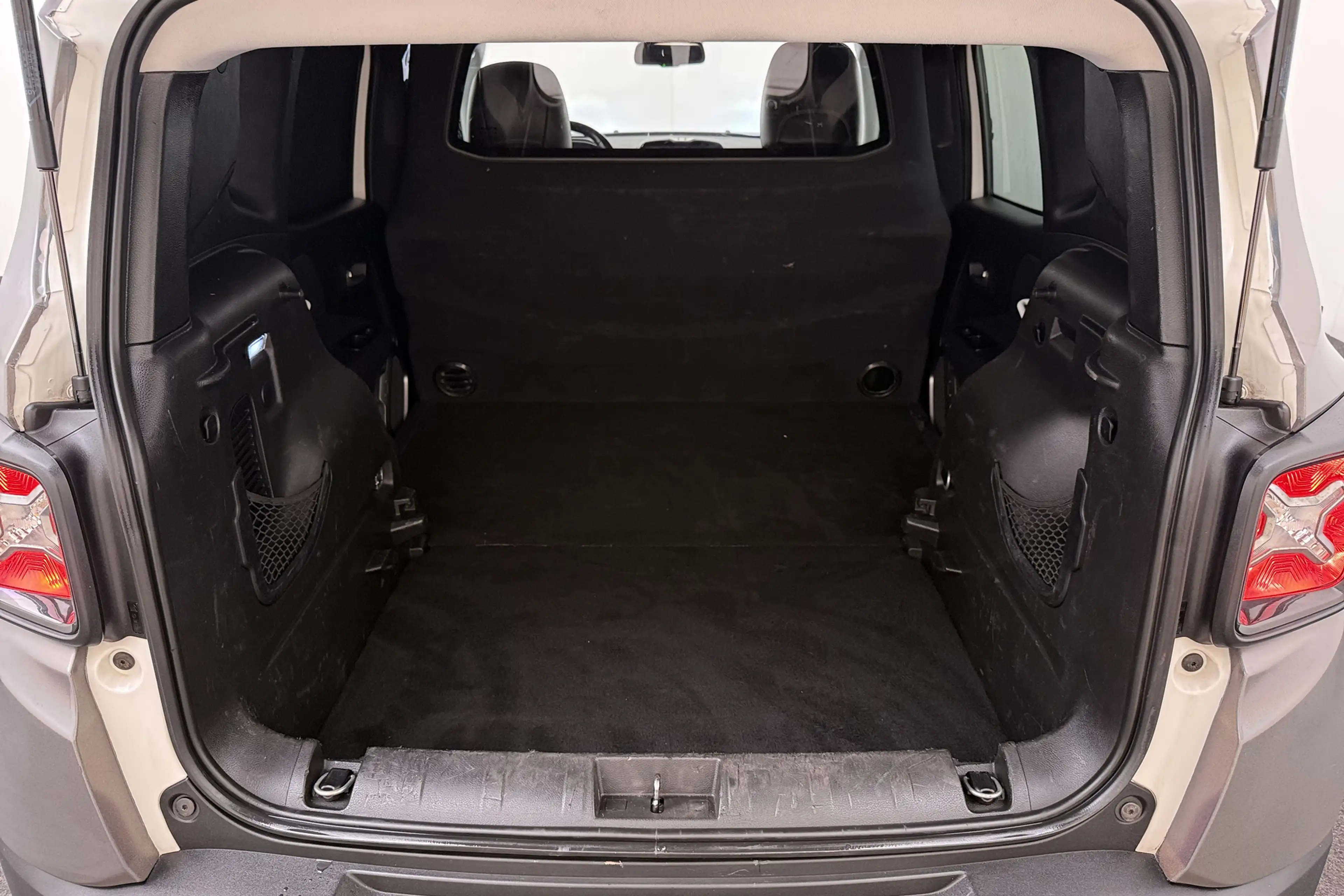 Jeep Renegade 1.6D 120 PK Aut. Limited *Grijs Kenteken* Camera C — photo 12