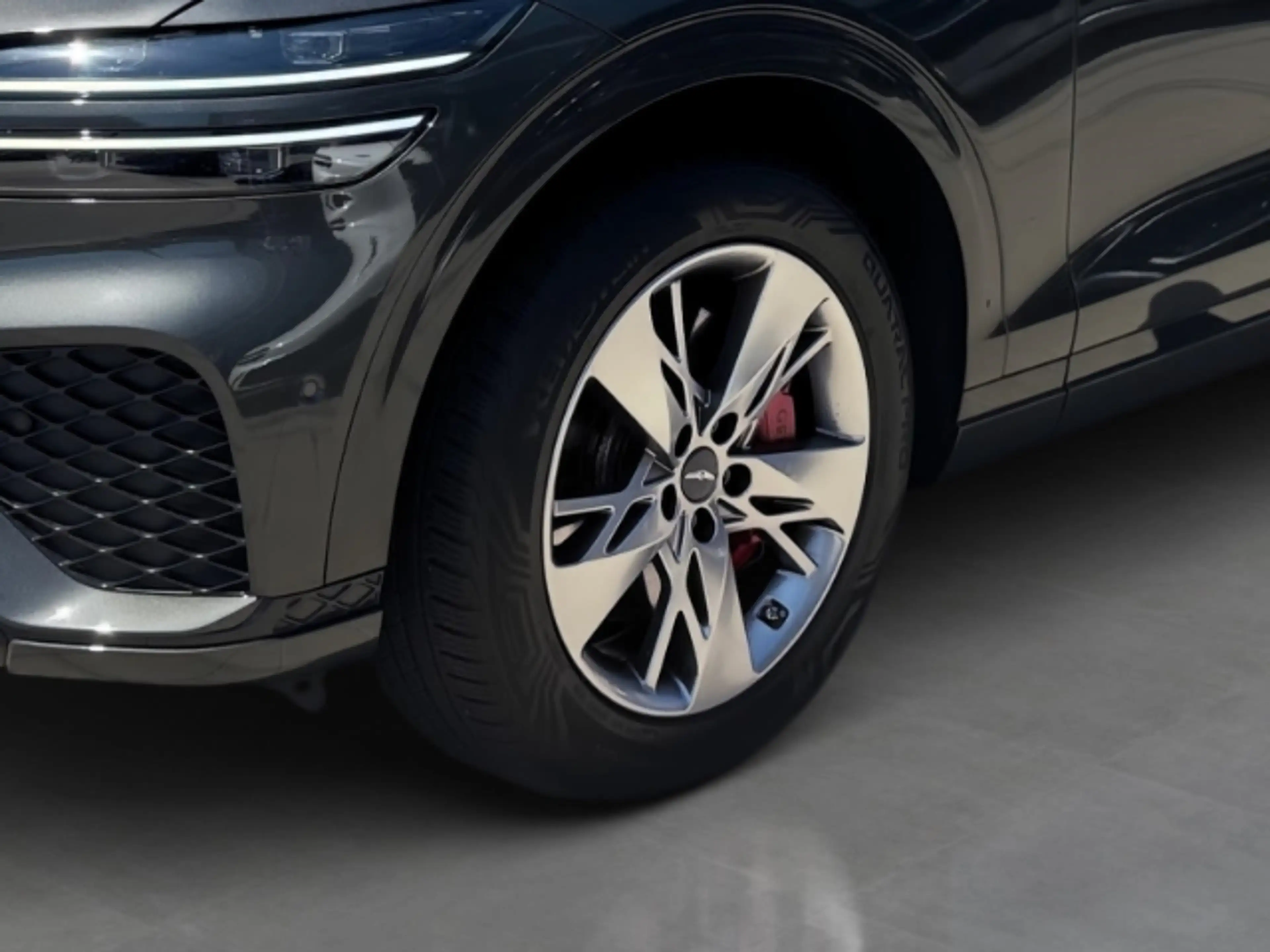 Genesis GV70 2.5T AWD Sport AD Memory Sitze LED ACC El. Heckkla — photo 6
