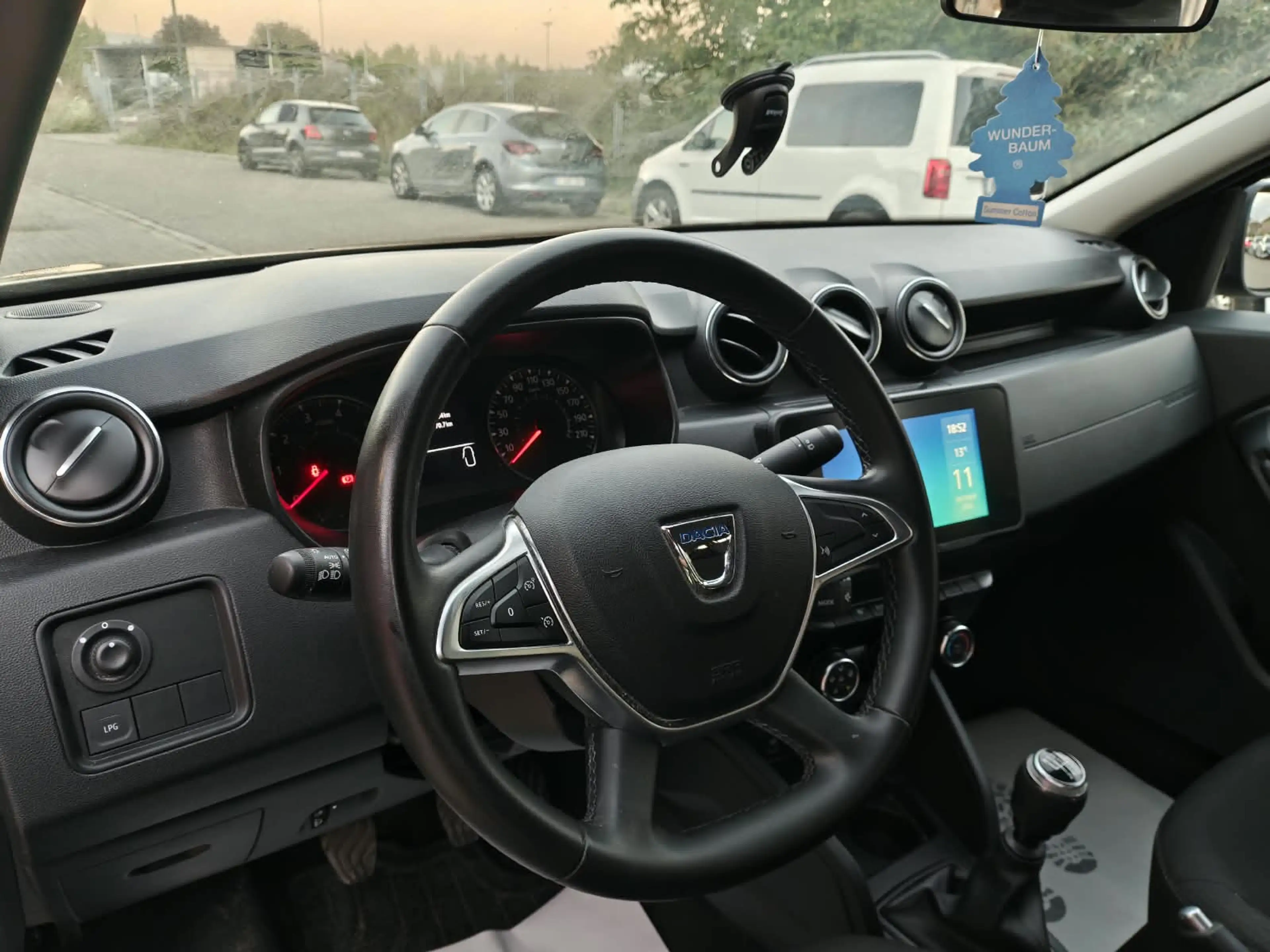 Dacia Duster 1.0 Benzine/ LPG - Airco - Cruise Controle - Parkingssensoren + Keuring - Garantie — photo 12