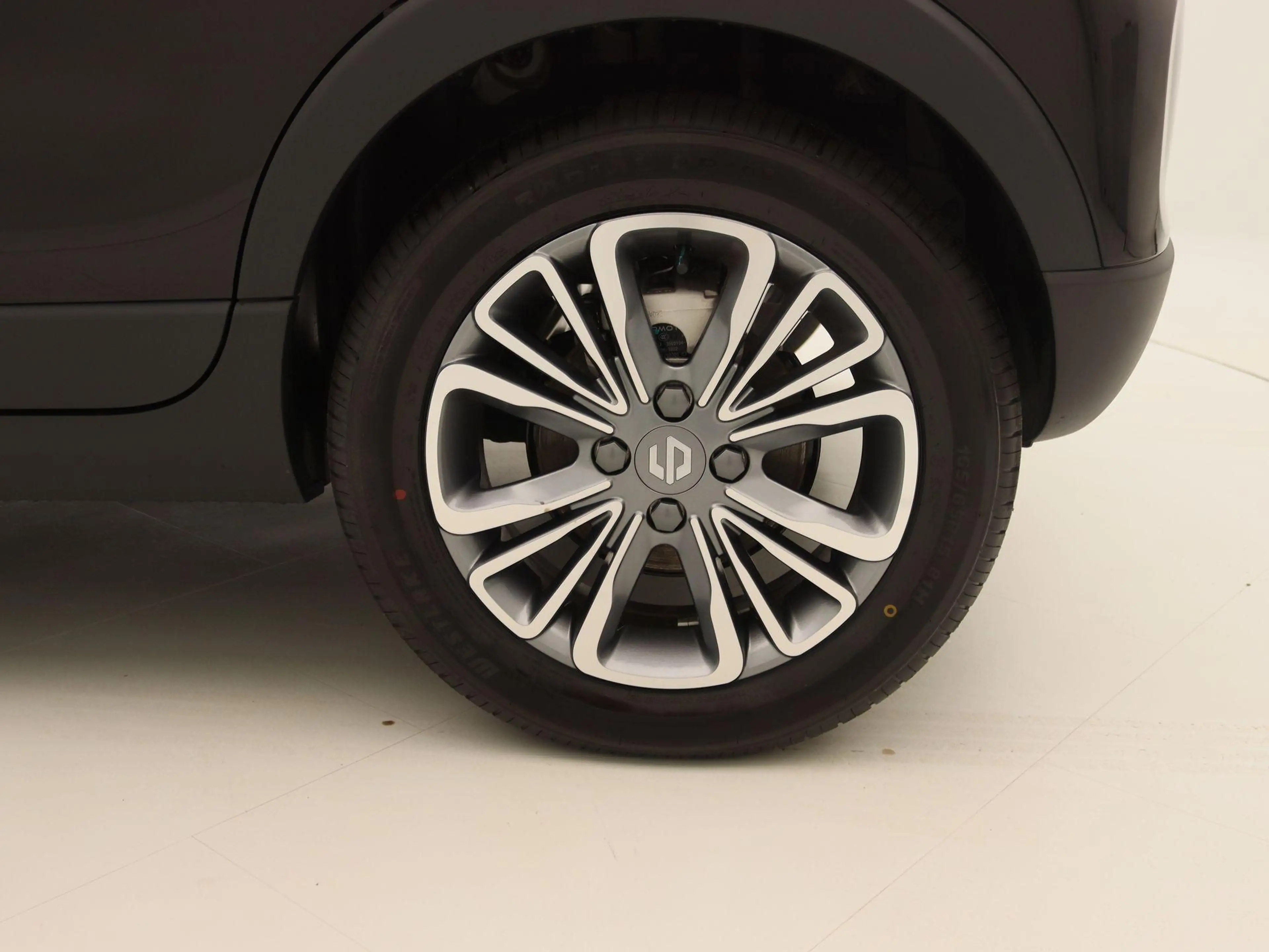Leapmotor T03 Design 37.3 kWh | VOORRAAD VOORDEEL | PANORAMA DAK — photo 14