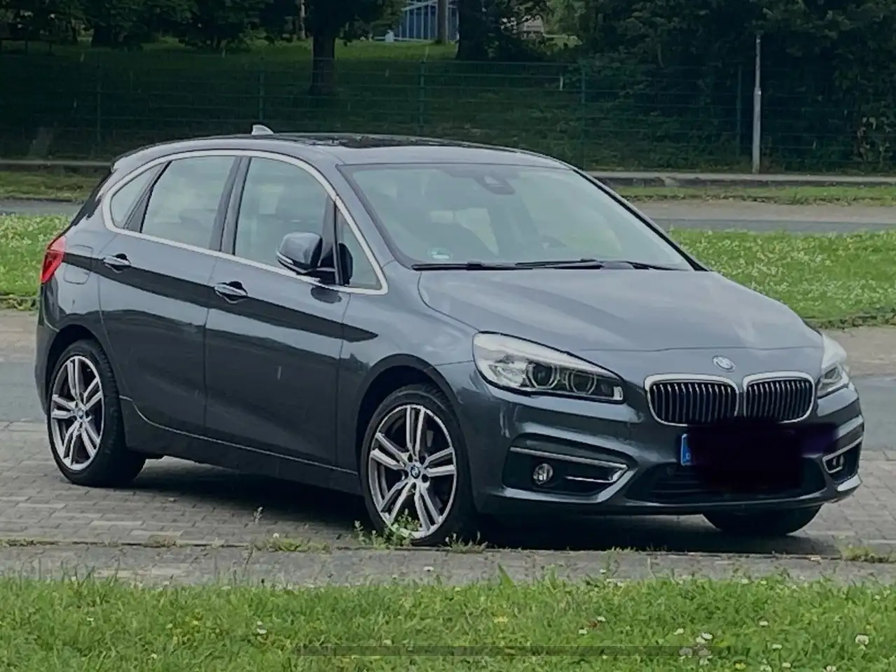 BMW 218