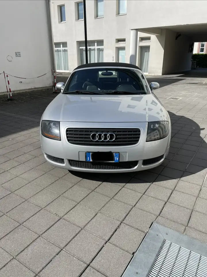 Audi TT Roadster 1.8t 150cv, foto 2